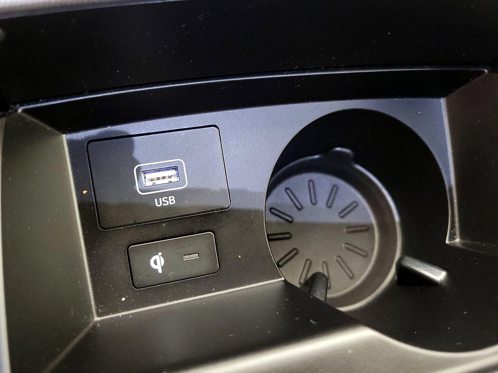 Thumbnail: 2023 Hyundai Santa Fe - 19