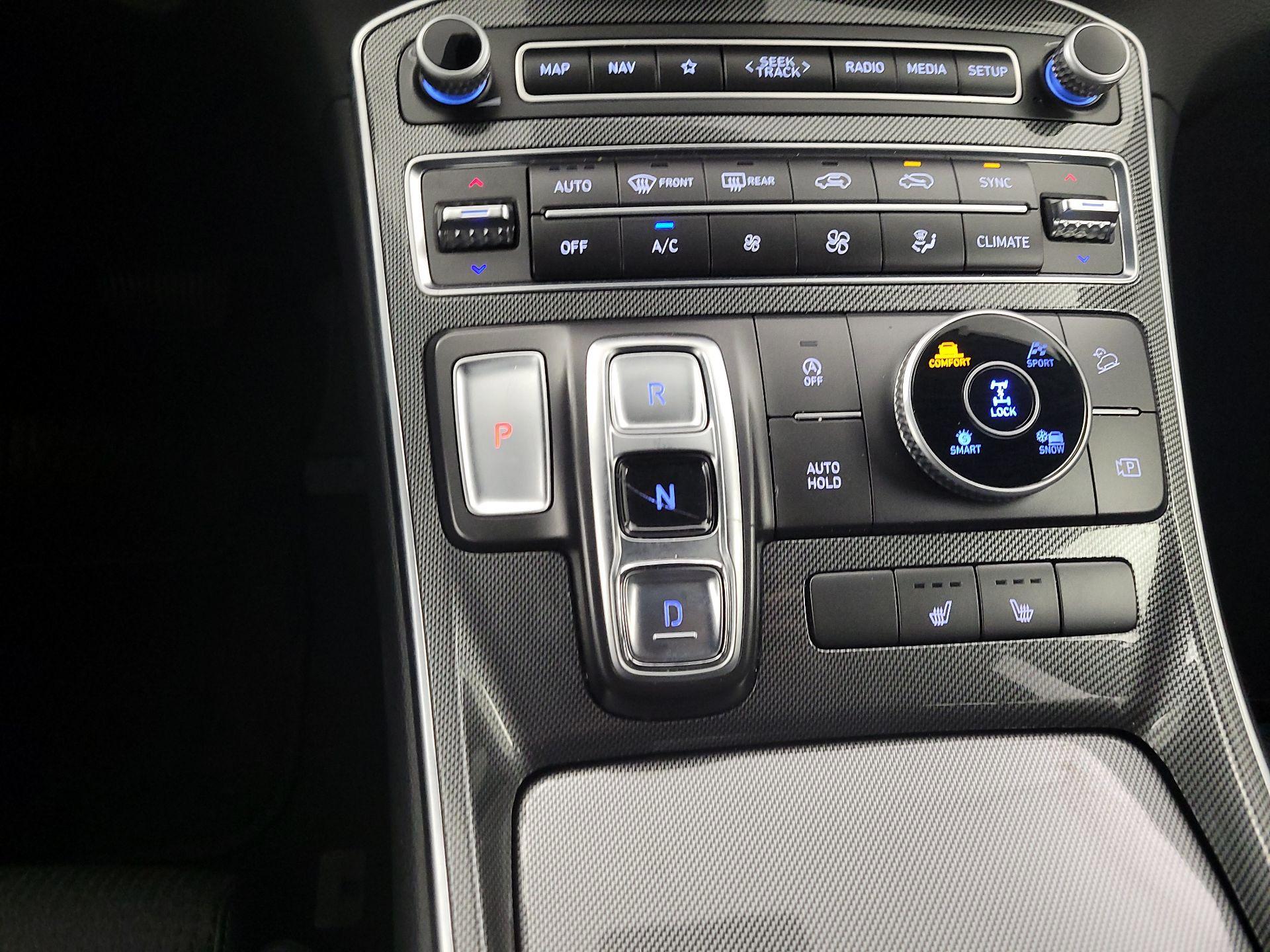 Thumbnail: 2023 Hyundai Santa Fe - 18