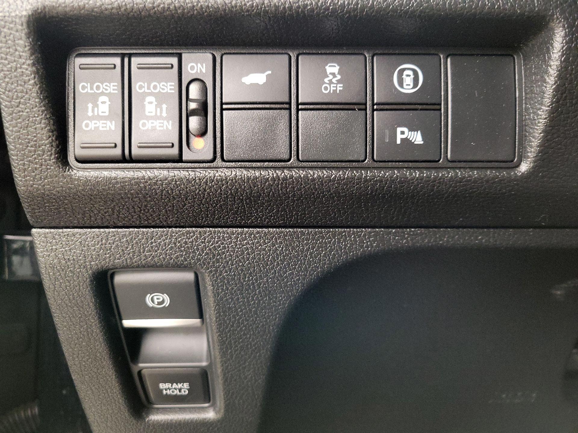 Thumbnail: 2022 Honda Odyssey - 13