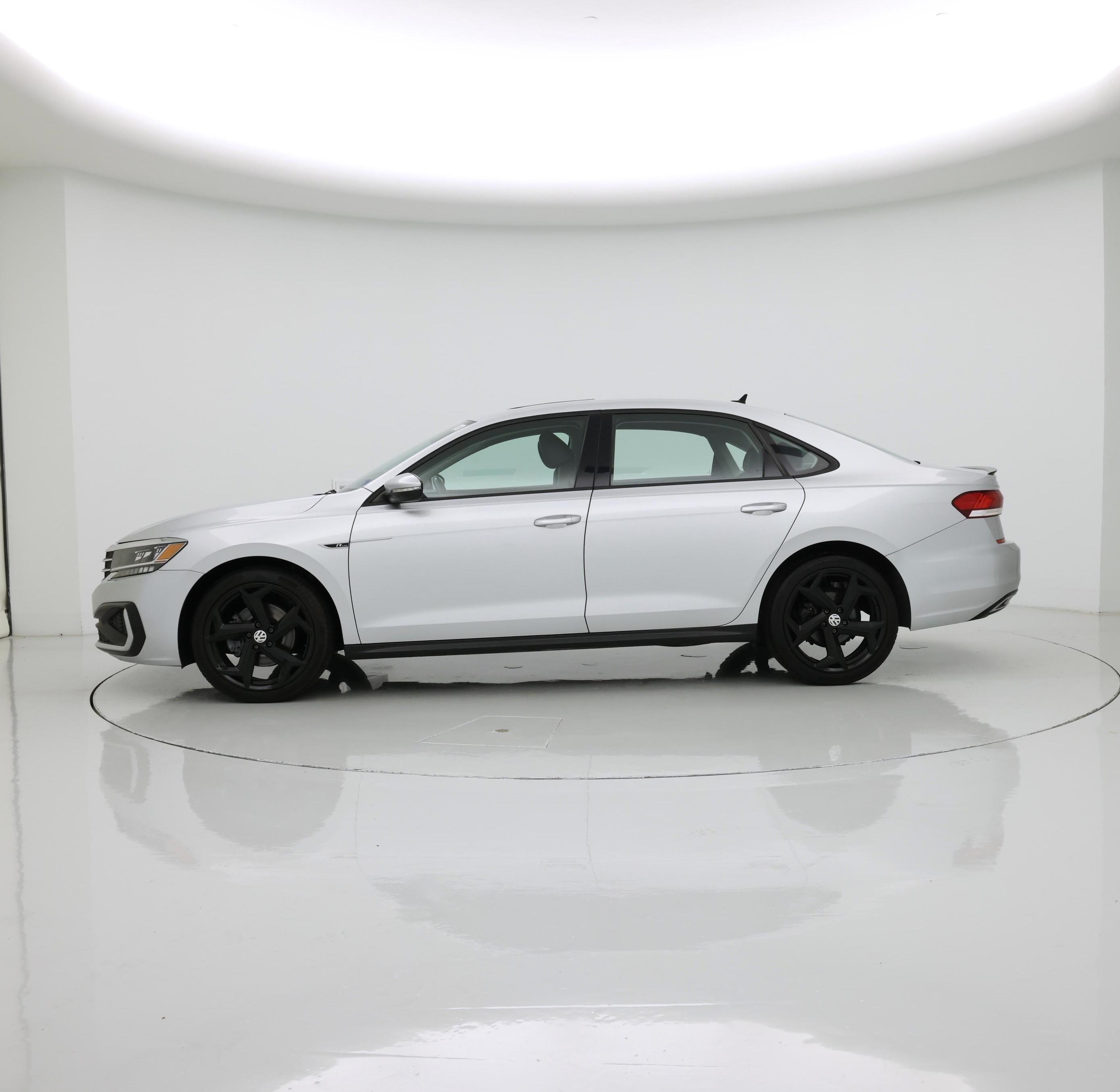 Thumbnail: 2020 Volkswagen Passat - 3