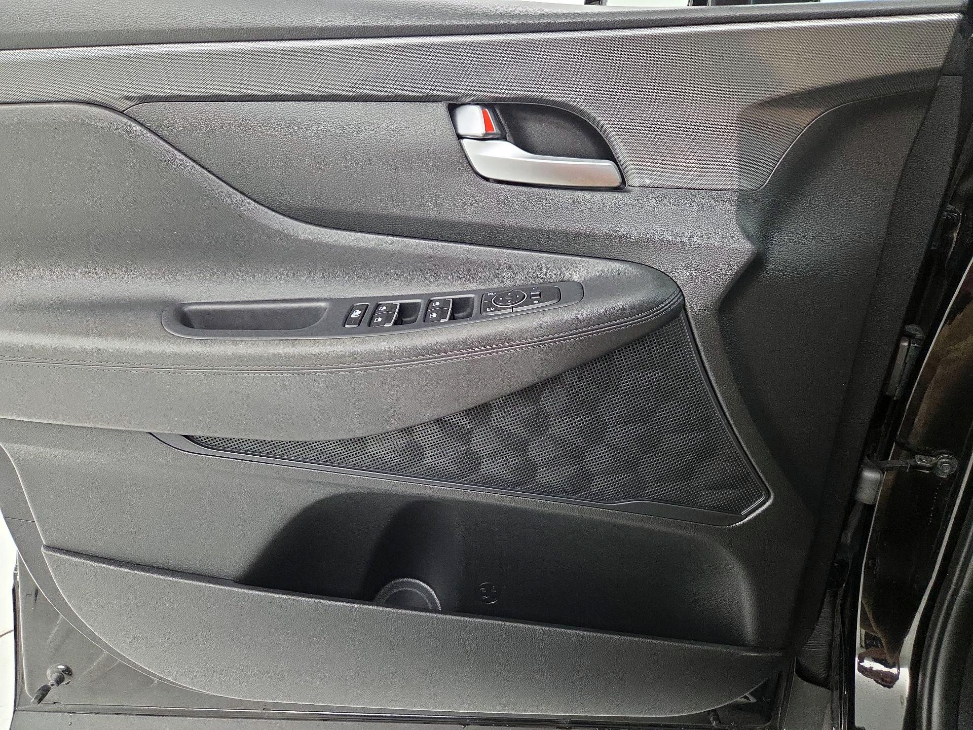 Thumbnail: 2022 Hyundai Santa Fe - 12