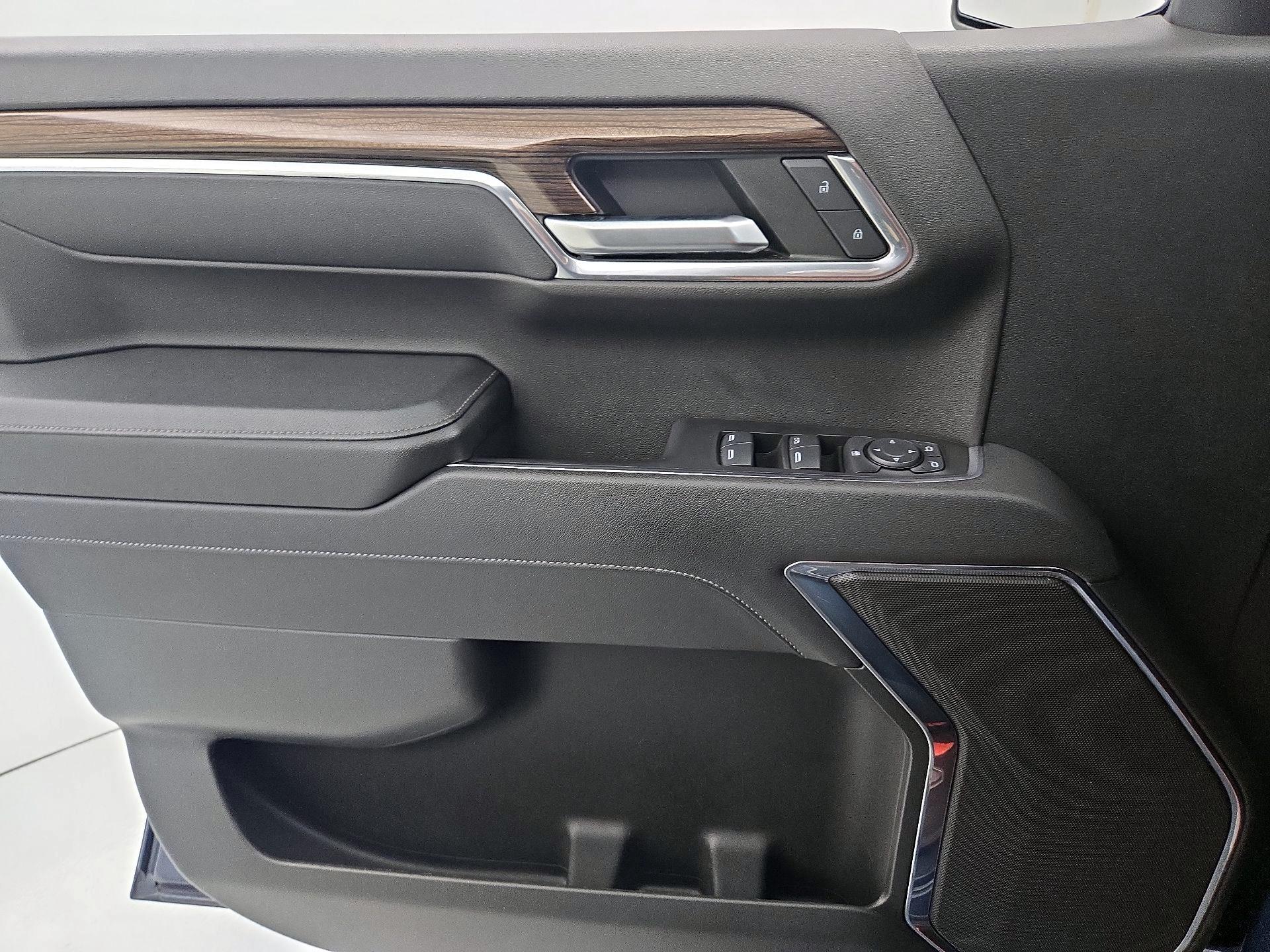 Thumbnail: 2023 Chevrolet Silverado 1500 - 12