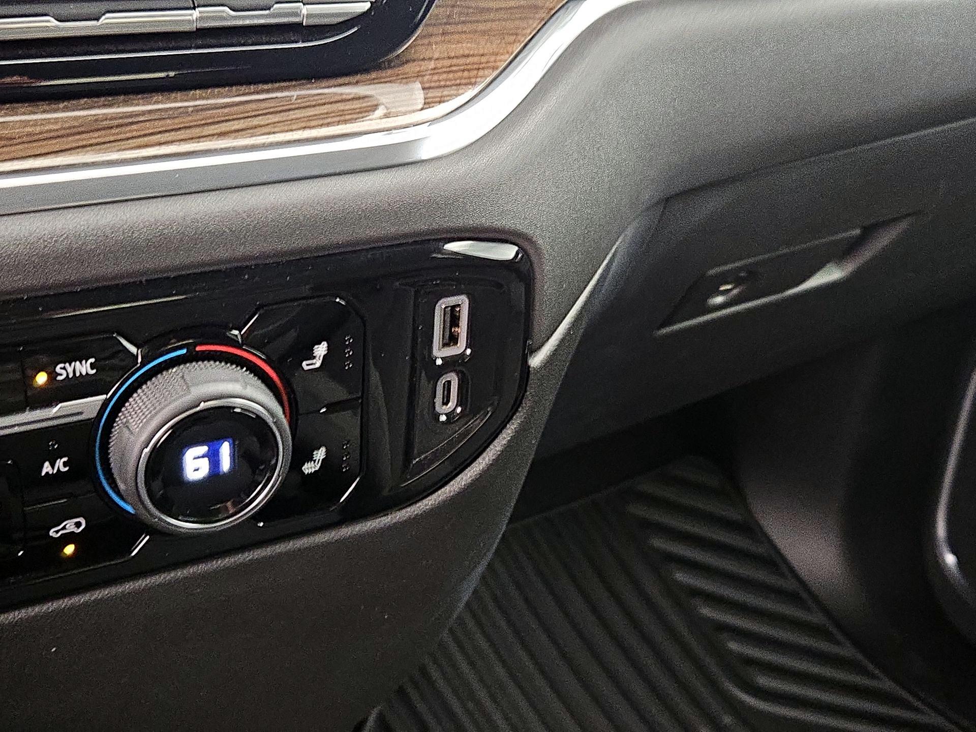 Thumbnail: 2023 Chevrolet Silverado 1500 - 19