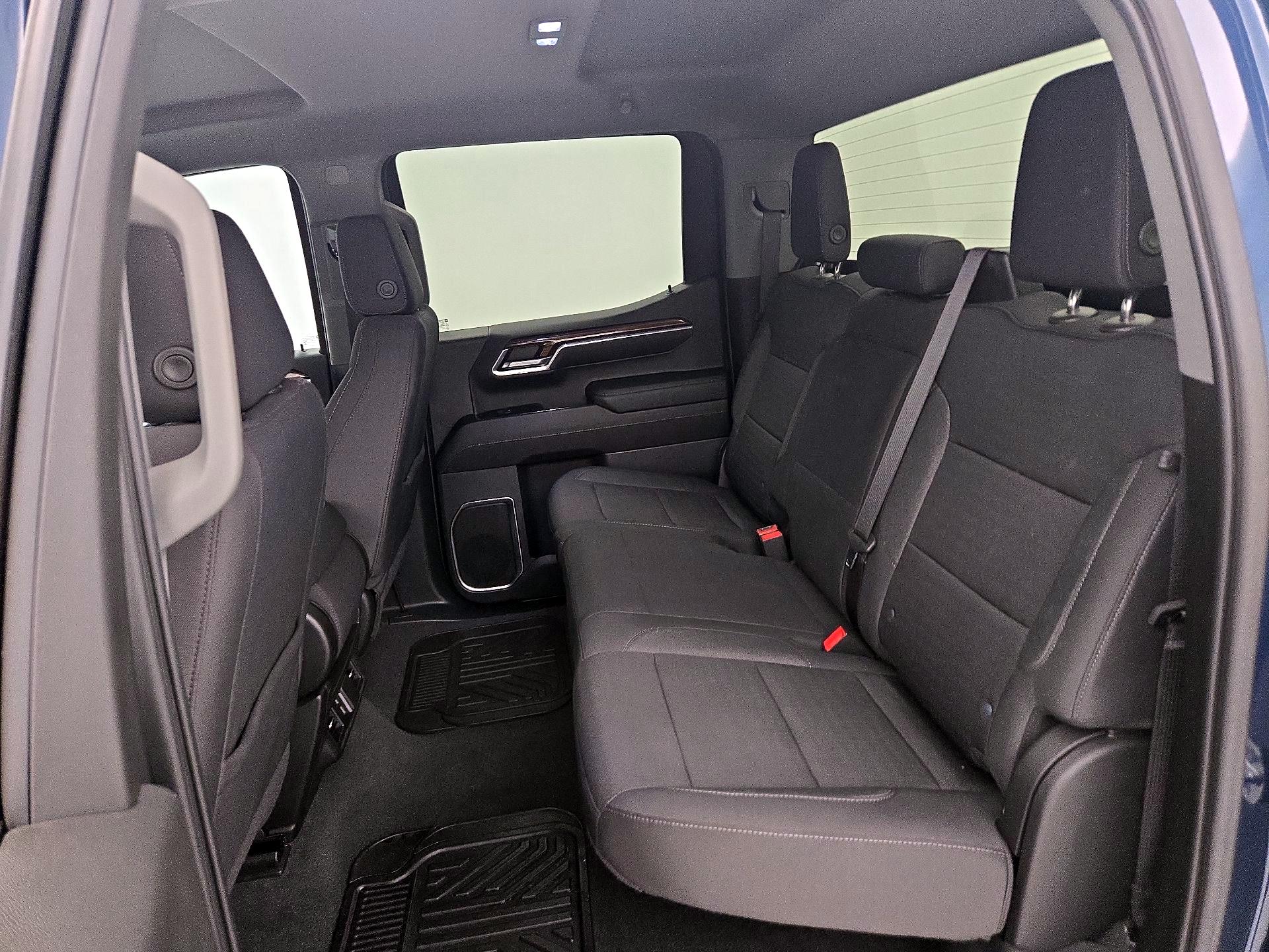 Thumbnail: 2023 Chevrolet Silverado 1500 - 20