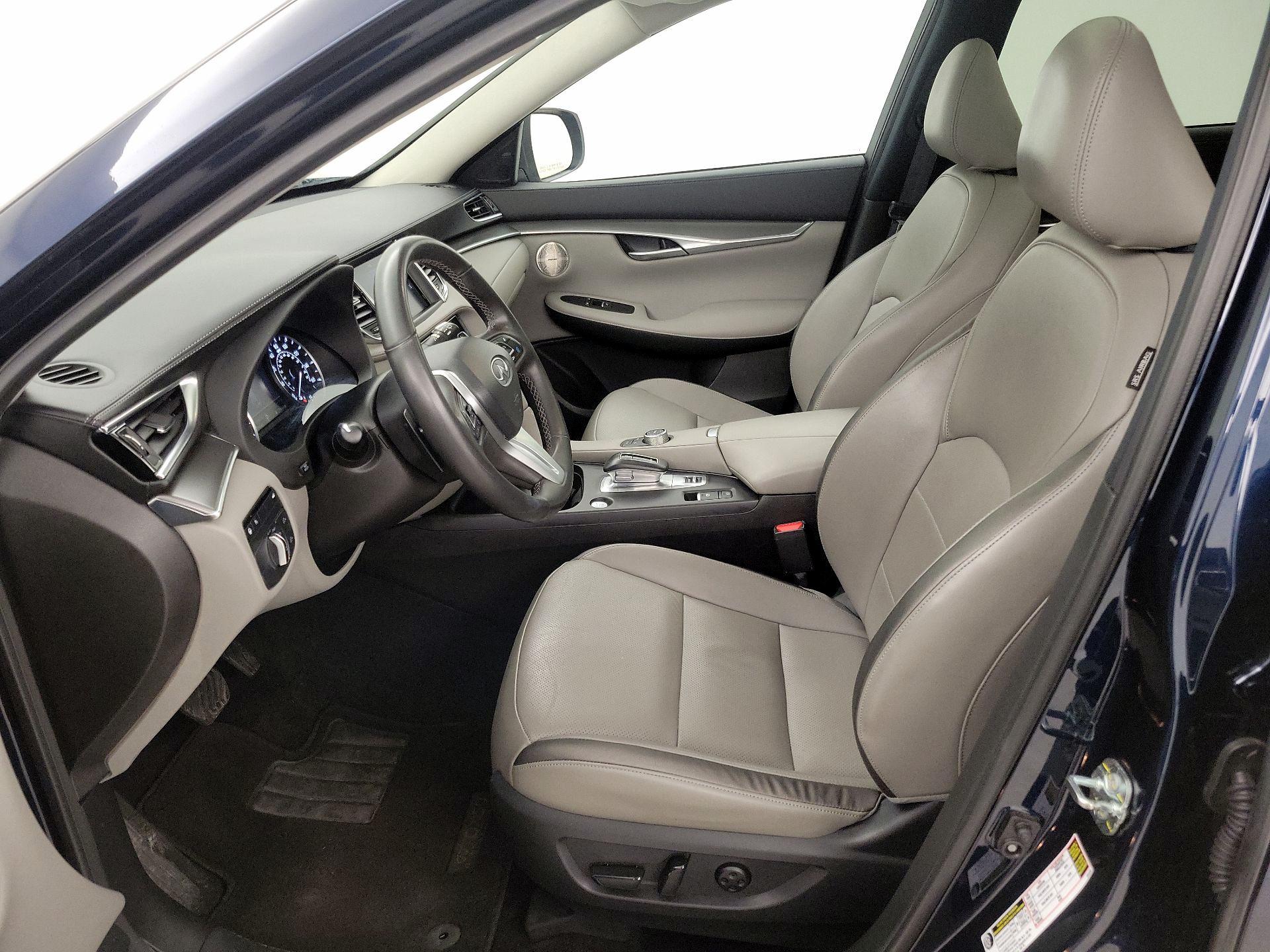 Thumbnail: 2023 INFINITI QX50 - 11