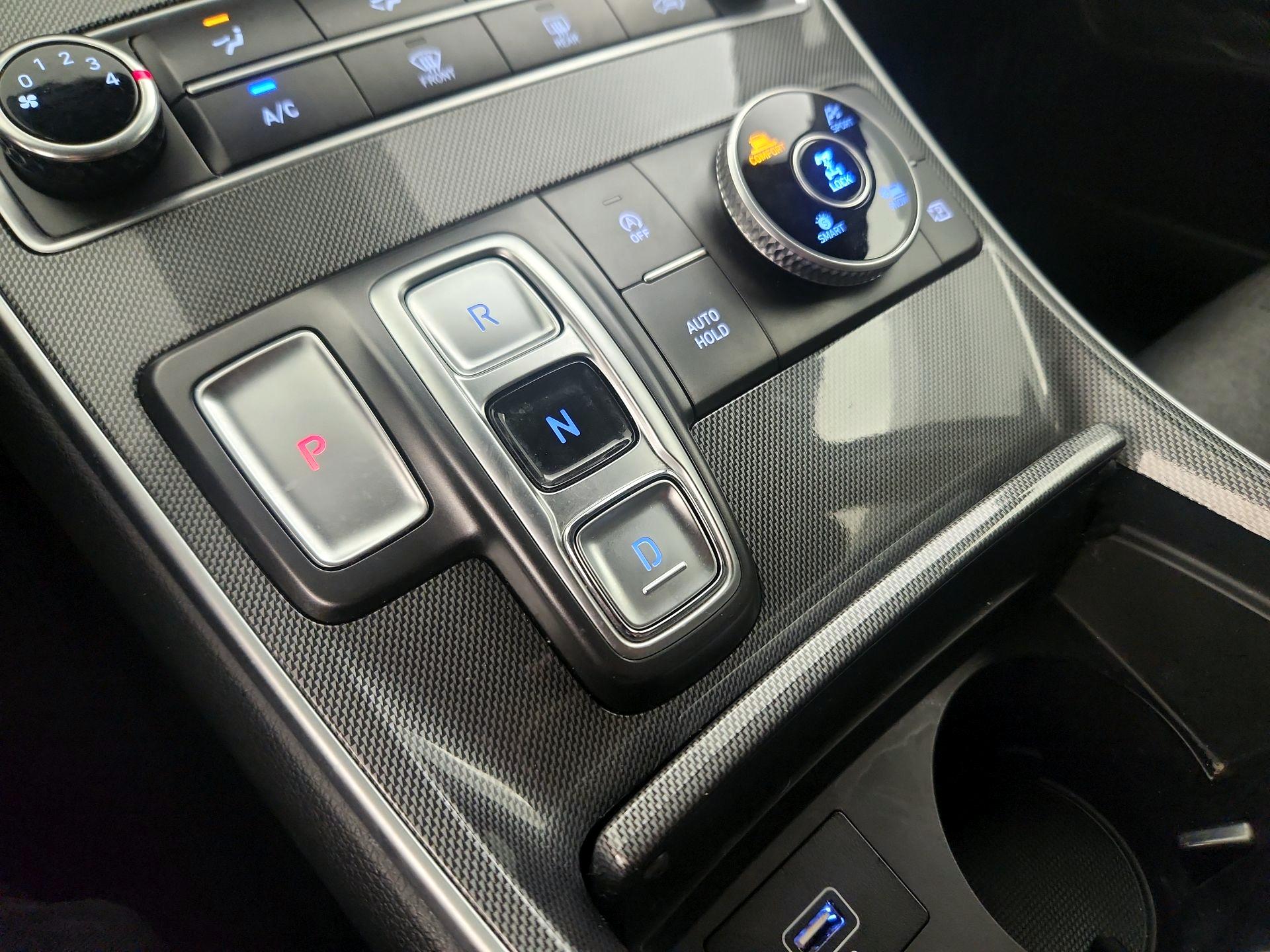 Thumbnail: 2023 Hyundai Santa Fe - 17