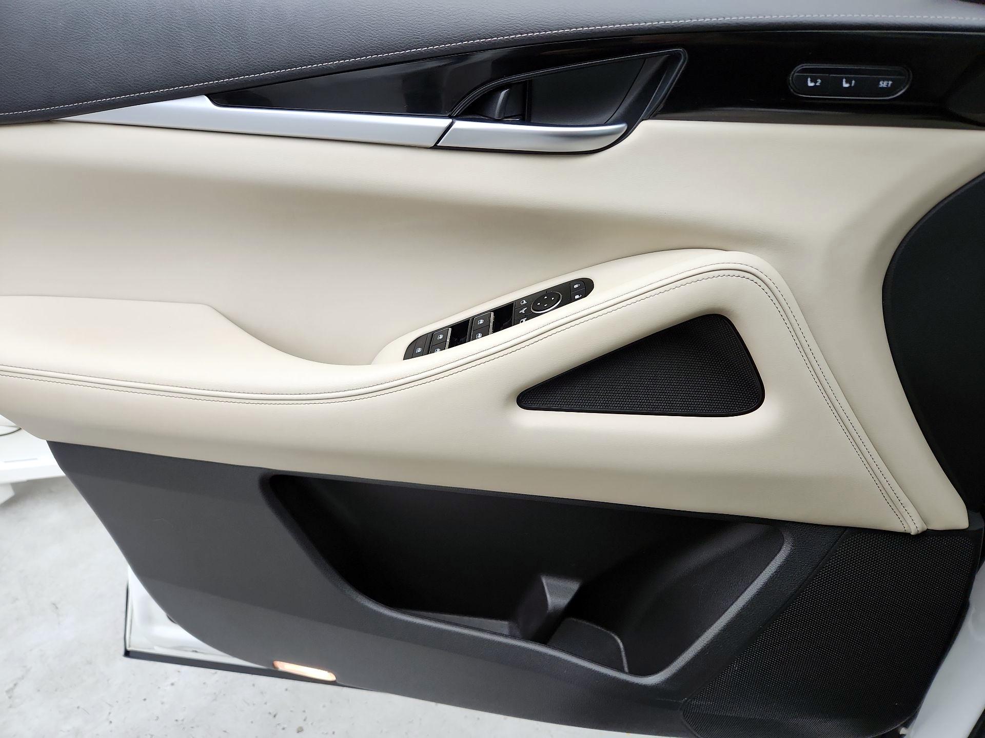 Thumbnail: 2023 INFINITI QX60 - 12