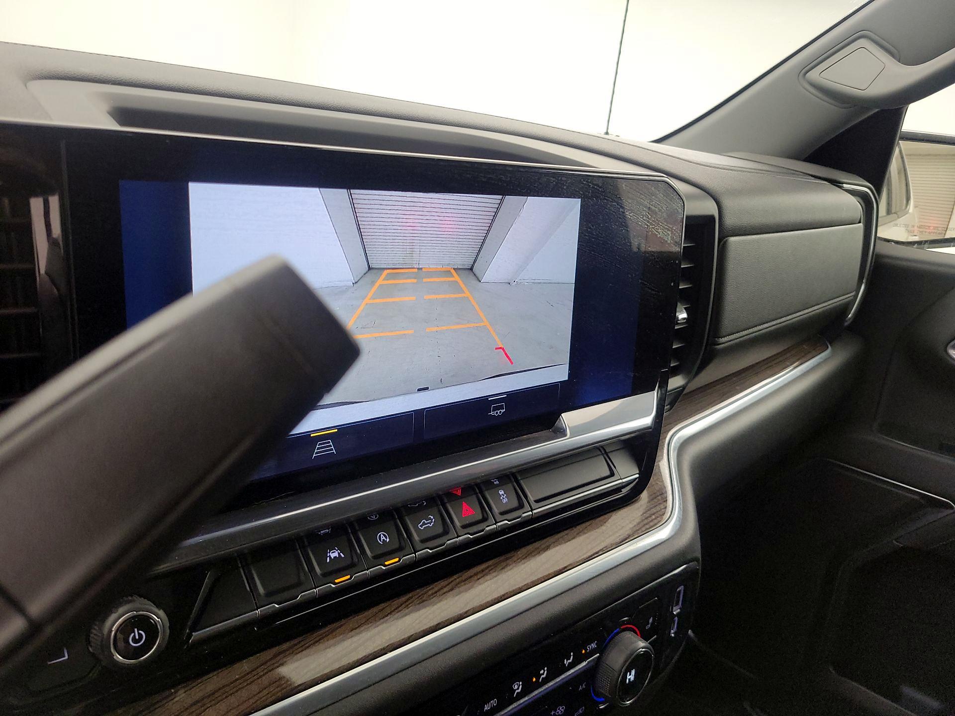 Thumbnail: 2022 Chevrolet Silverado 1500 - 15