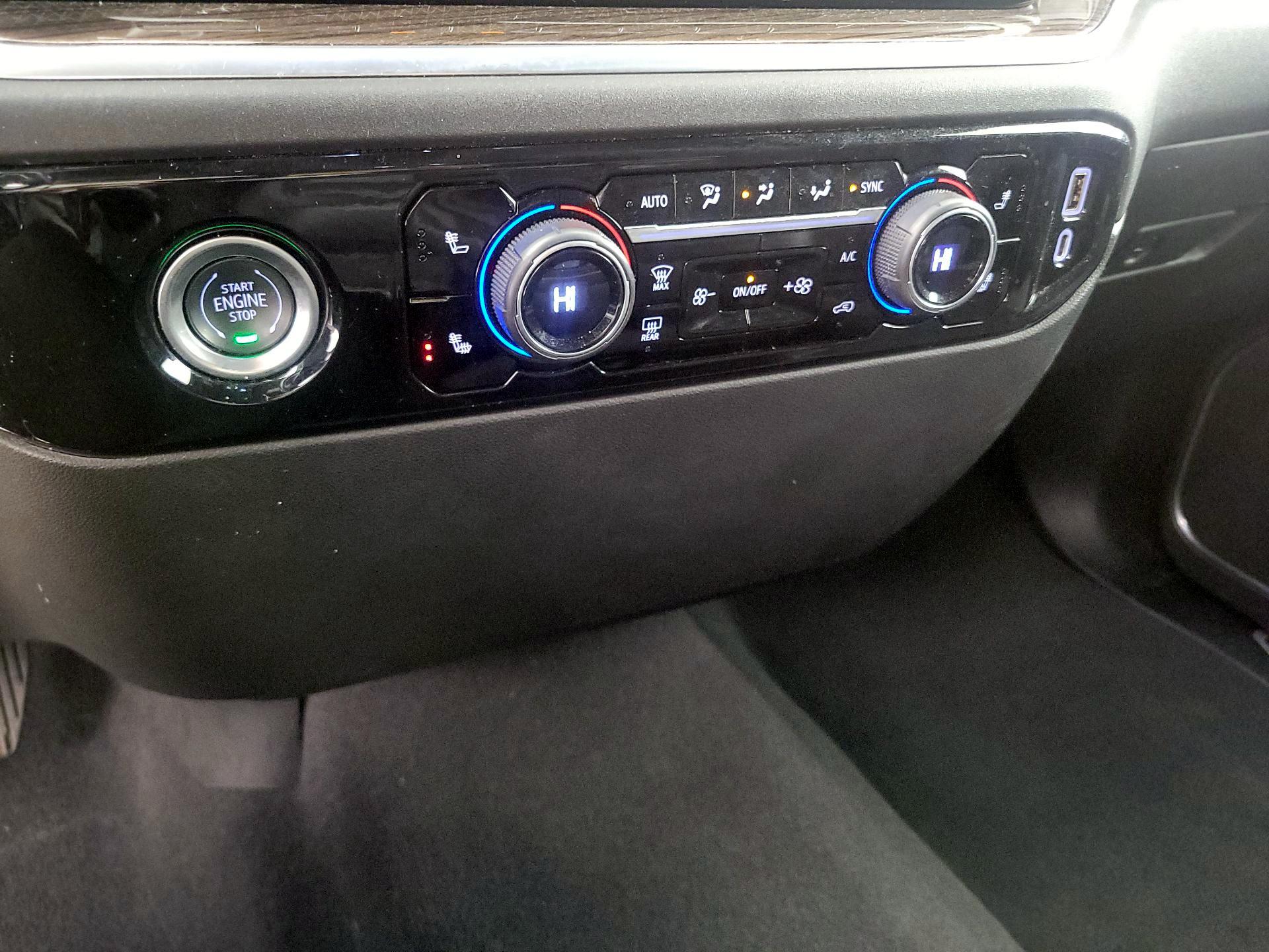 Thumbnail: 2022 Chevrolet Silverado 1500 - 17