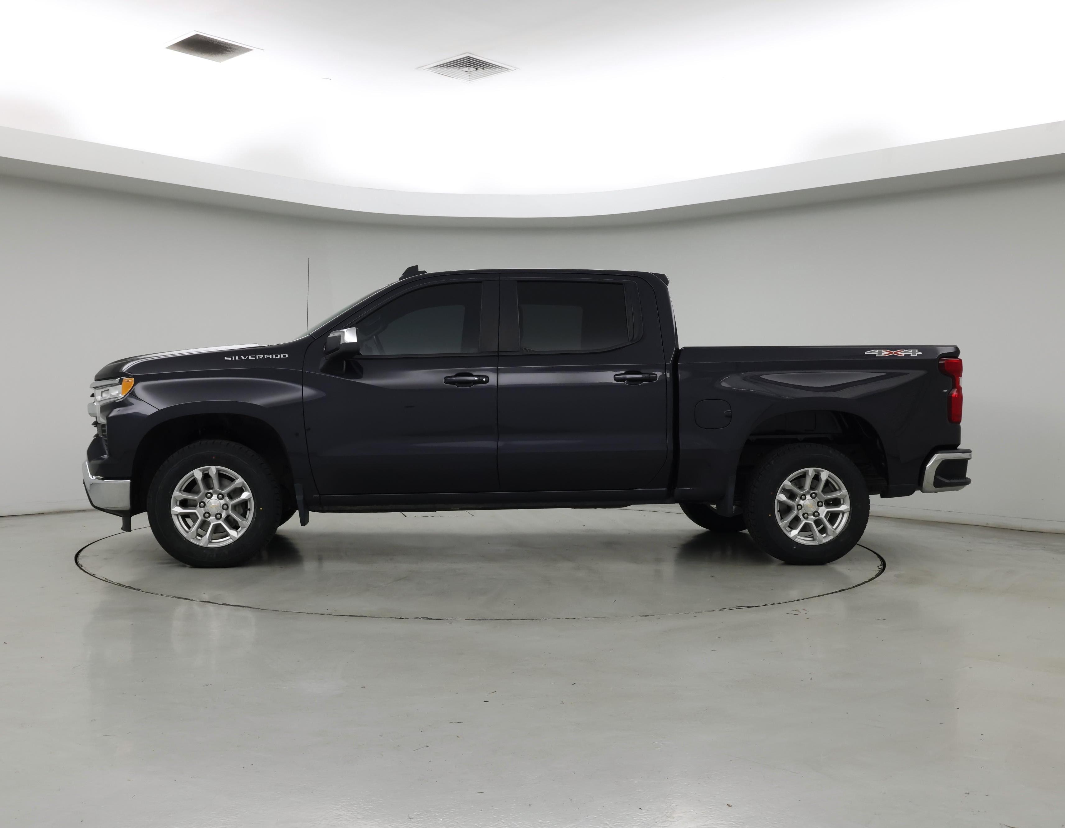 Thumbnail: 2022 Chevrolet Silverado 1500 - 3