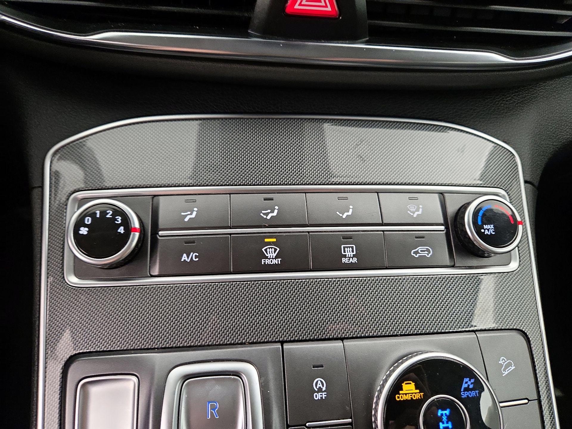 Thumbnail: 2022 Hyundai Santa Fe - 16