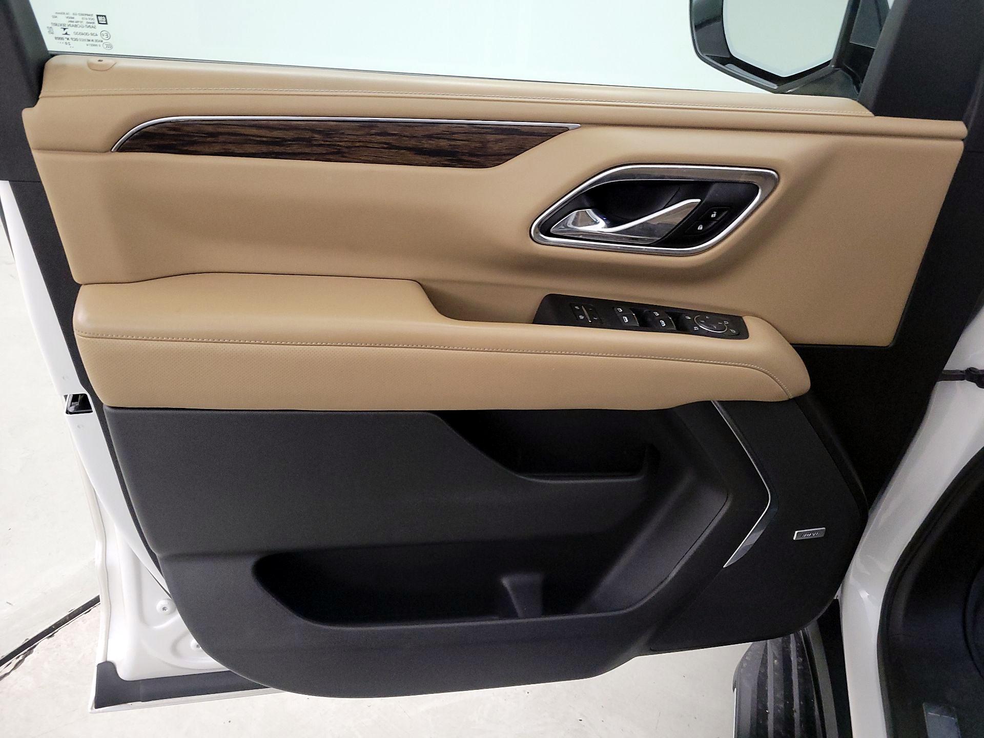 Thumbnail: 2021 Chevrolet Tahoe - 12