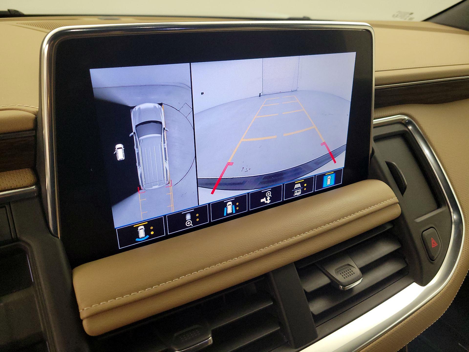 Thumbnail: 2021 Chevrolet Tahoe - 15