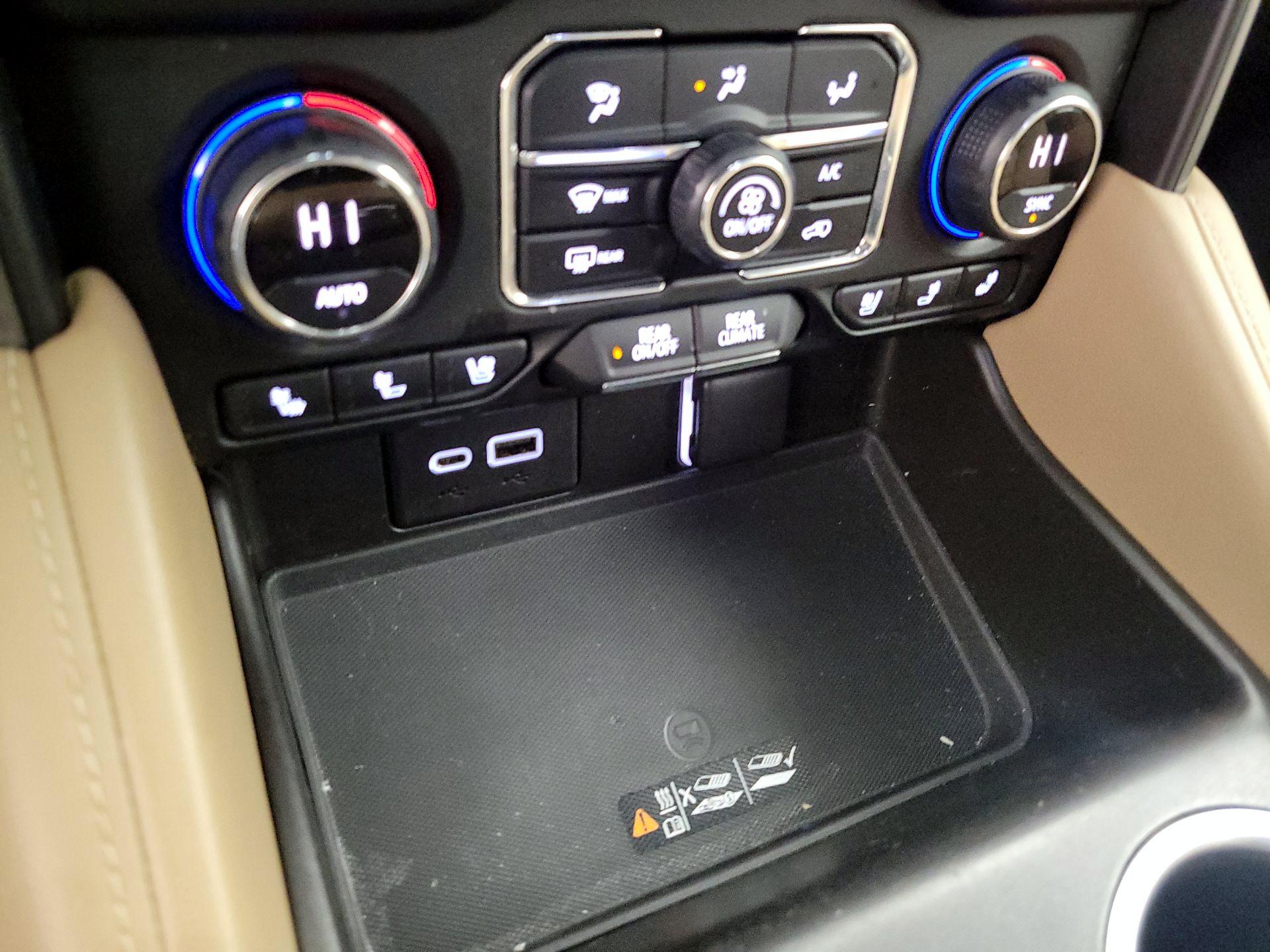 Thumbnail: 2021 Chevrolet Tahoe - 17