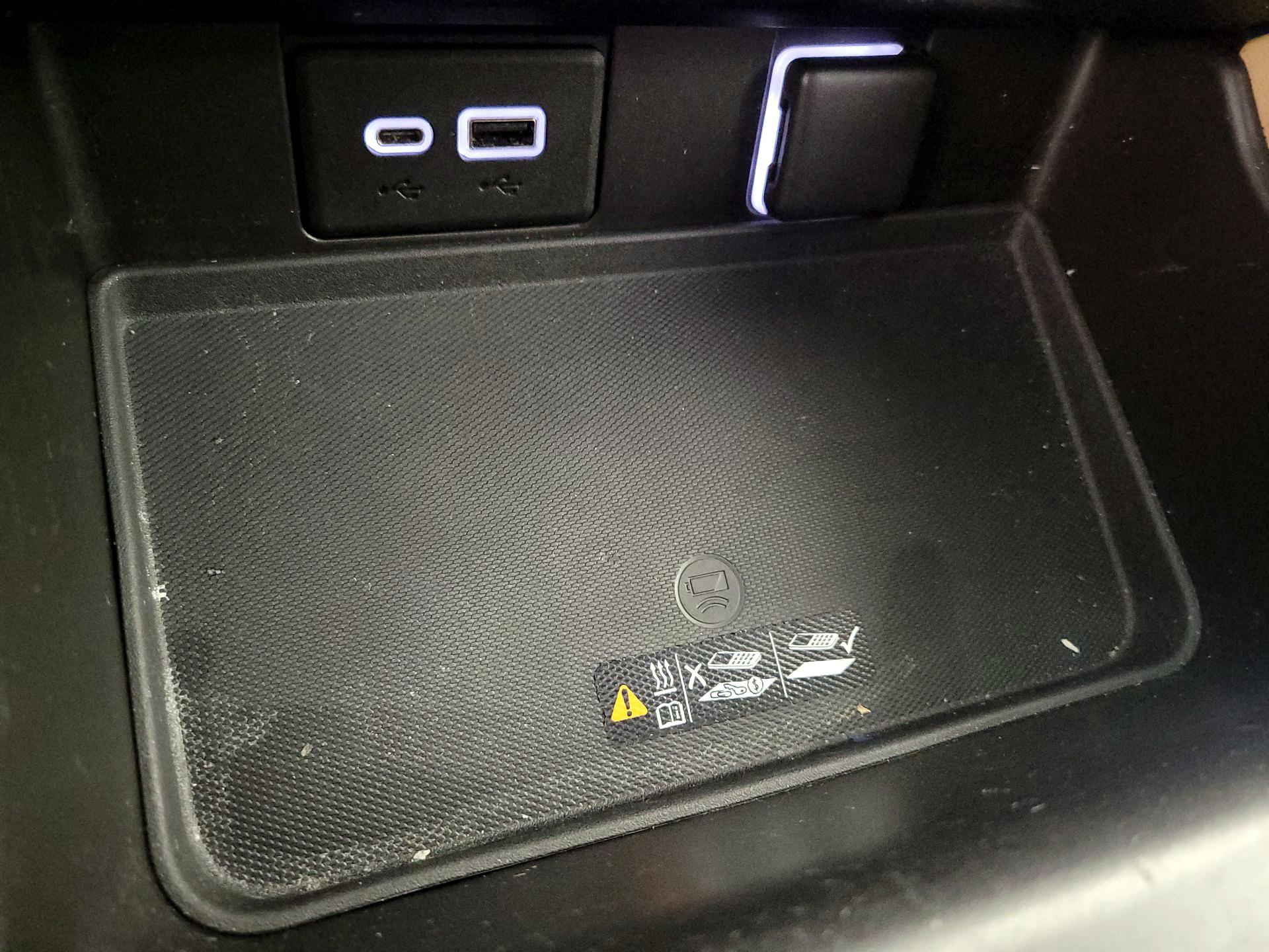 Thumbnail: 2021 Chevrolet Tahoe - 19