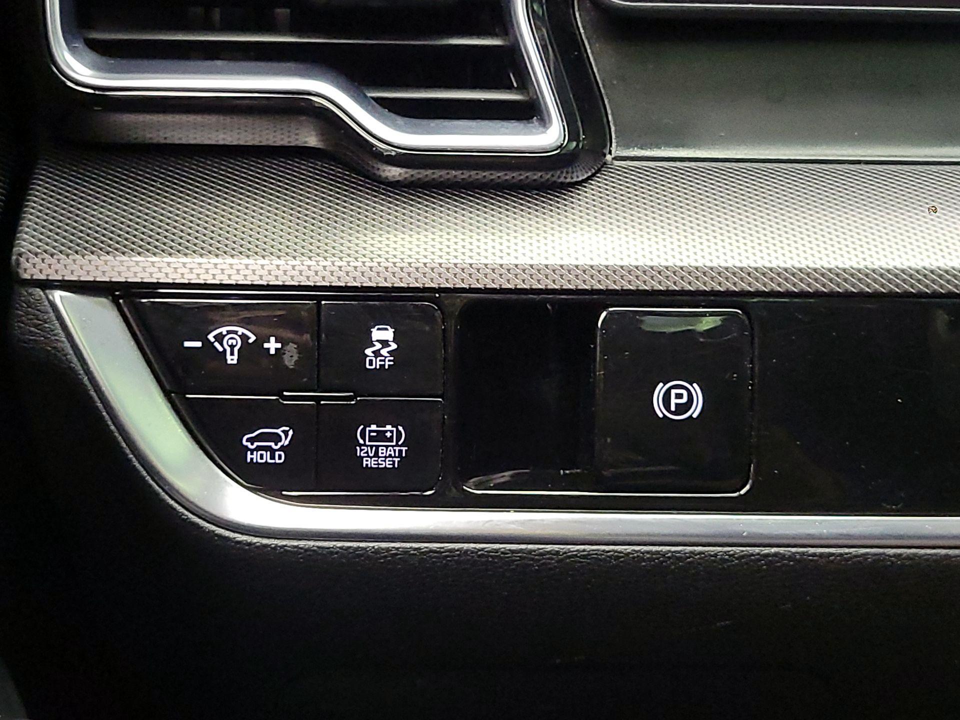 Thumbnail: 2023 Kia Sportage - 13