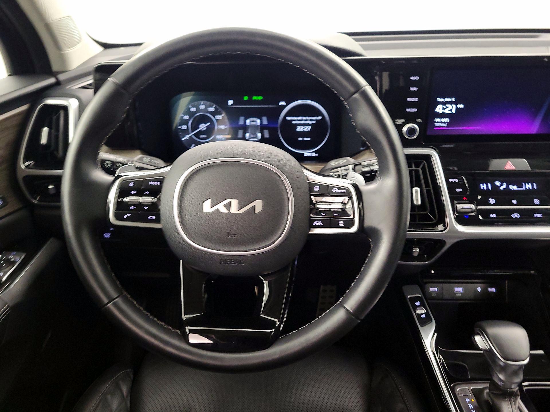 Thumbnail: 2022 Kia Sorento - 10