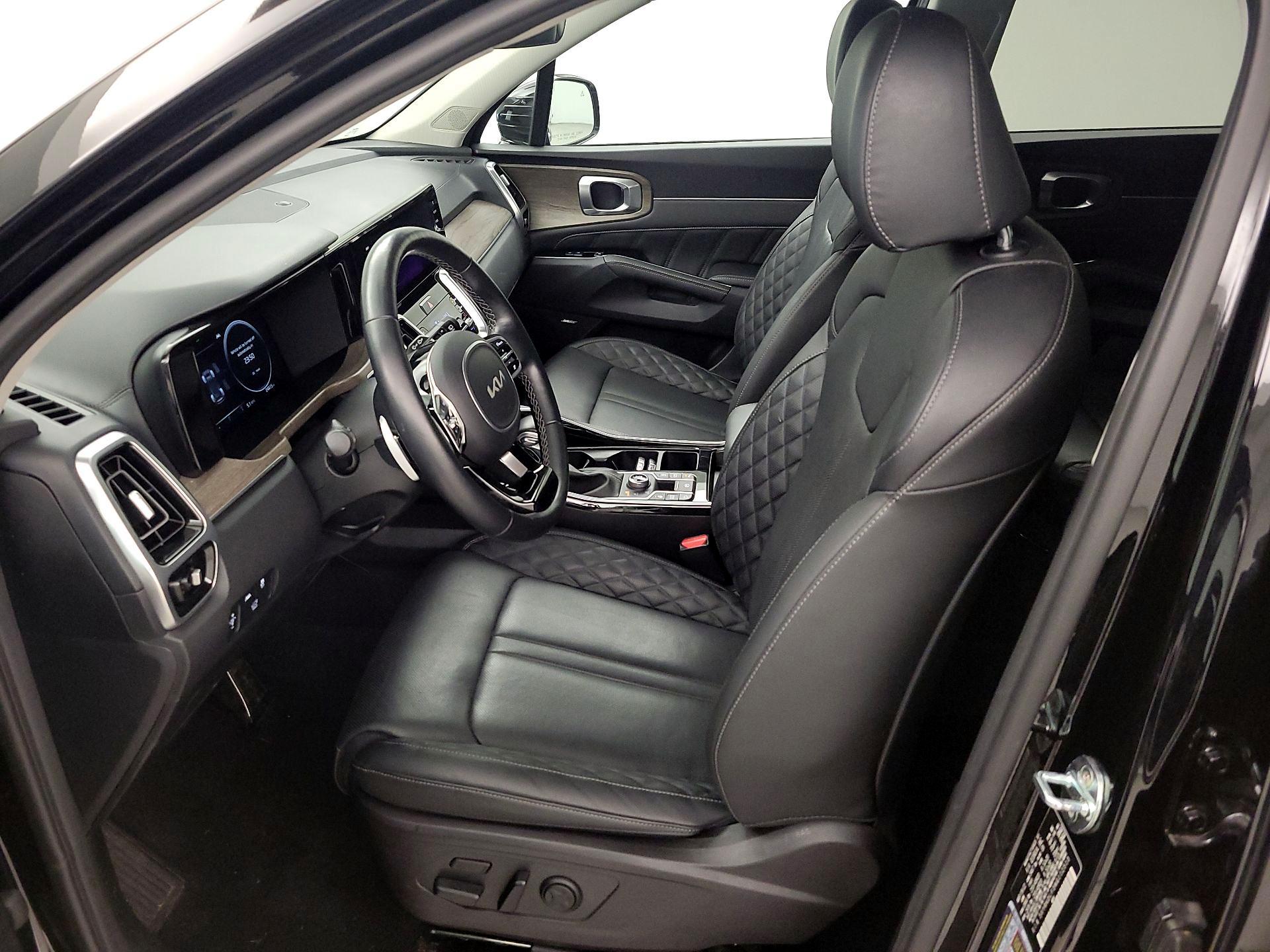 Thumbnail: 2022 Kia Sorento - 11