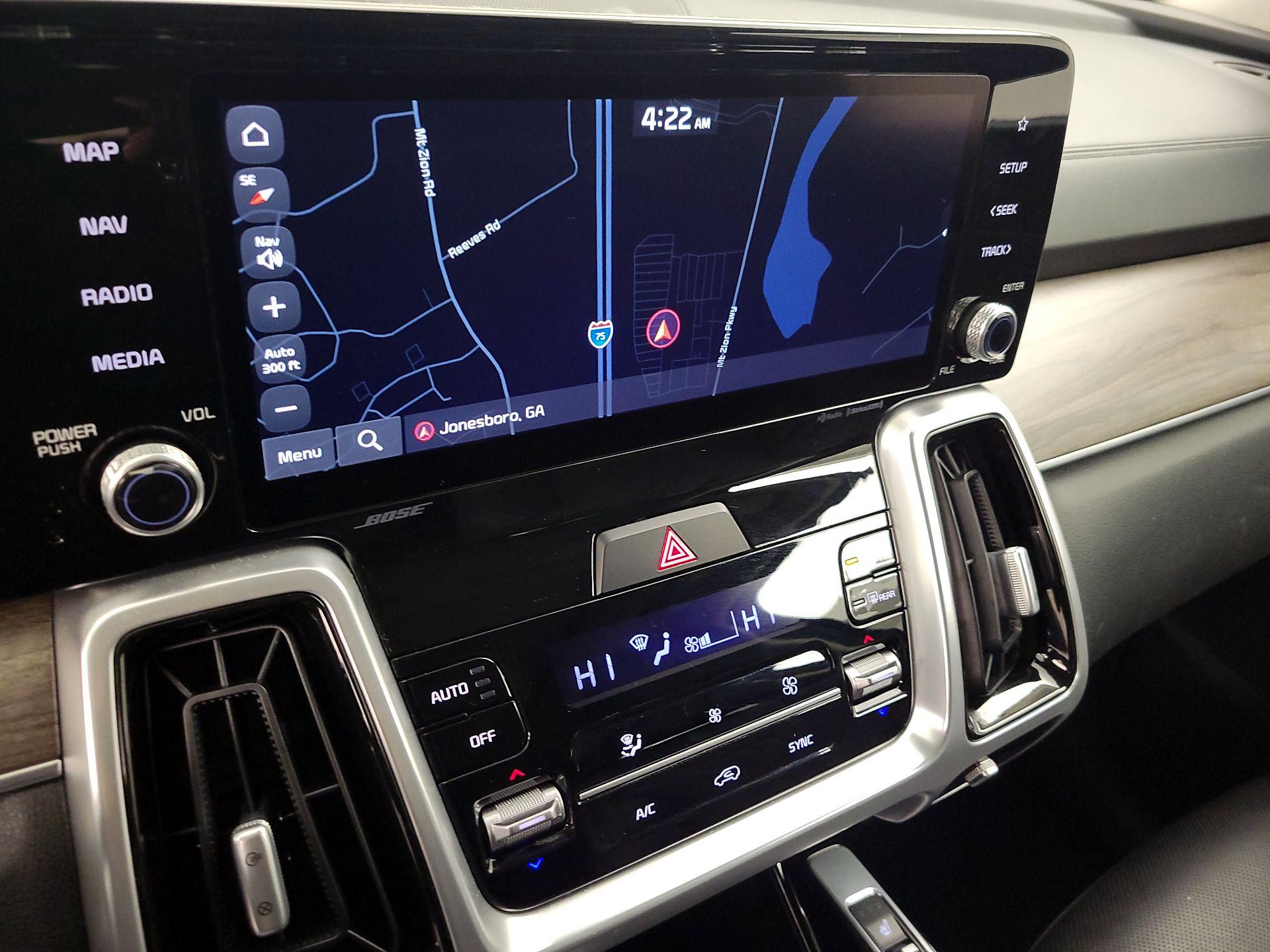 Thumbnail: 2022 Kia Sorento - 14