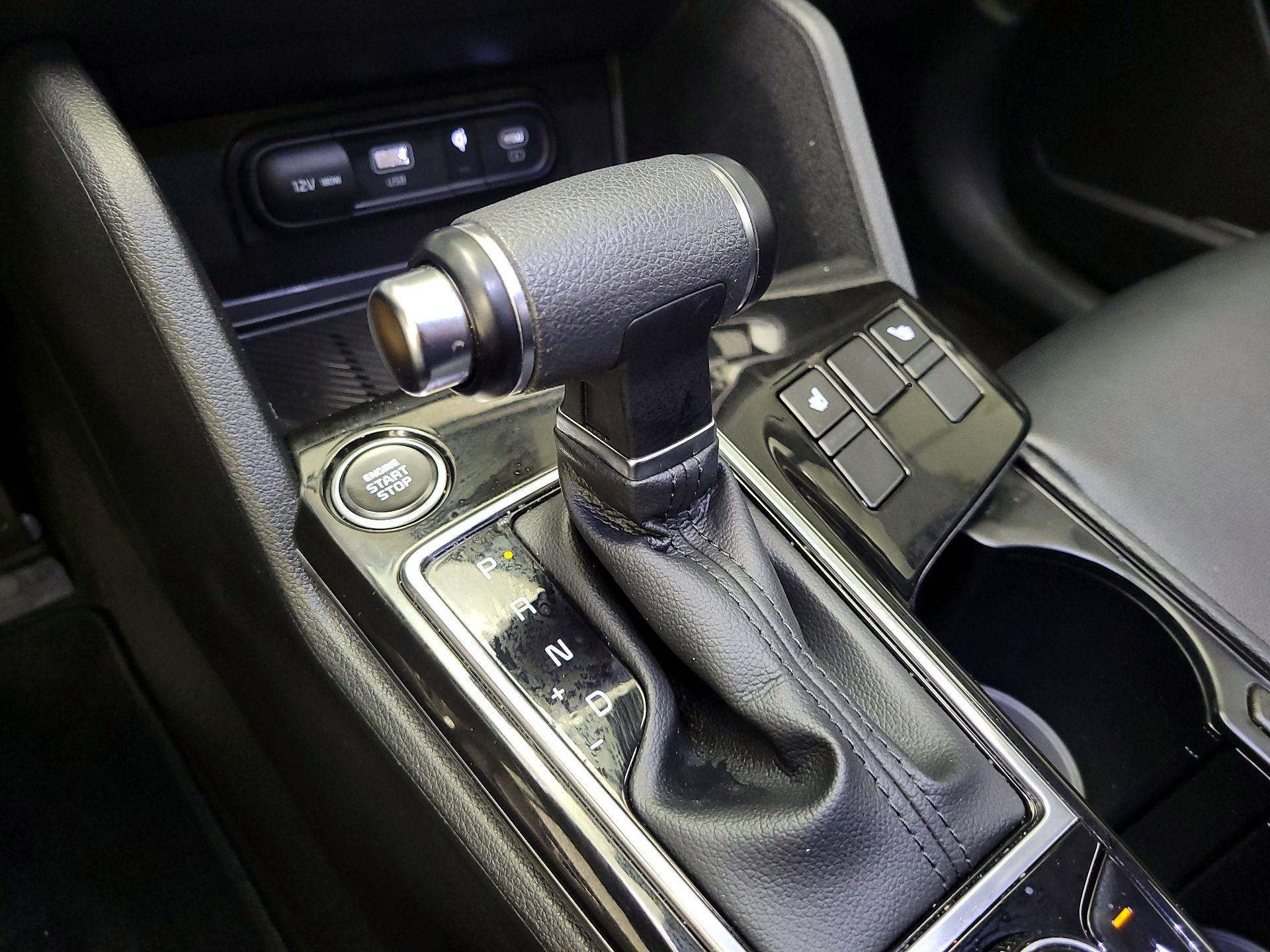 Thumbnail: 2023 Kia Sportage - 18