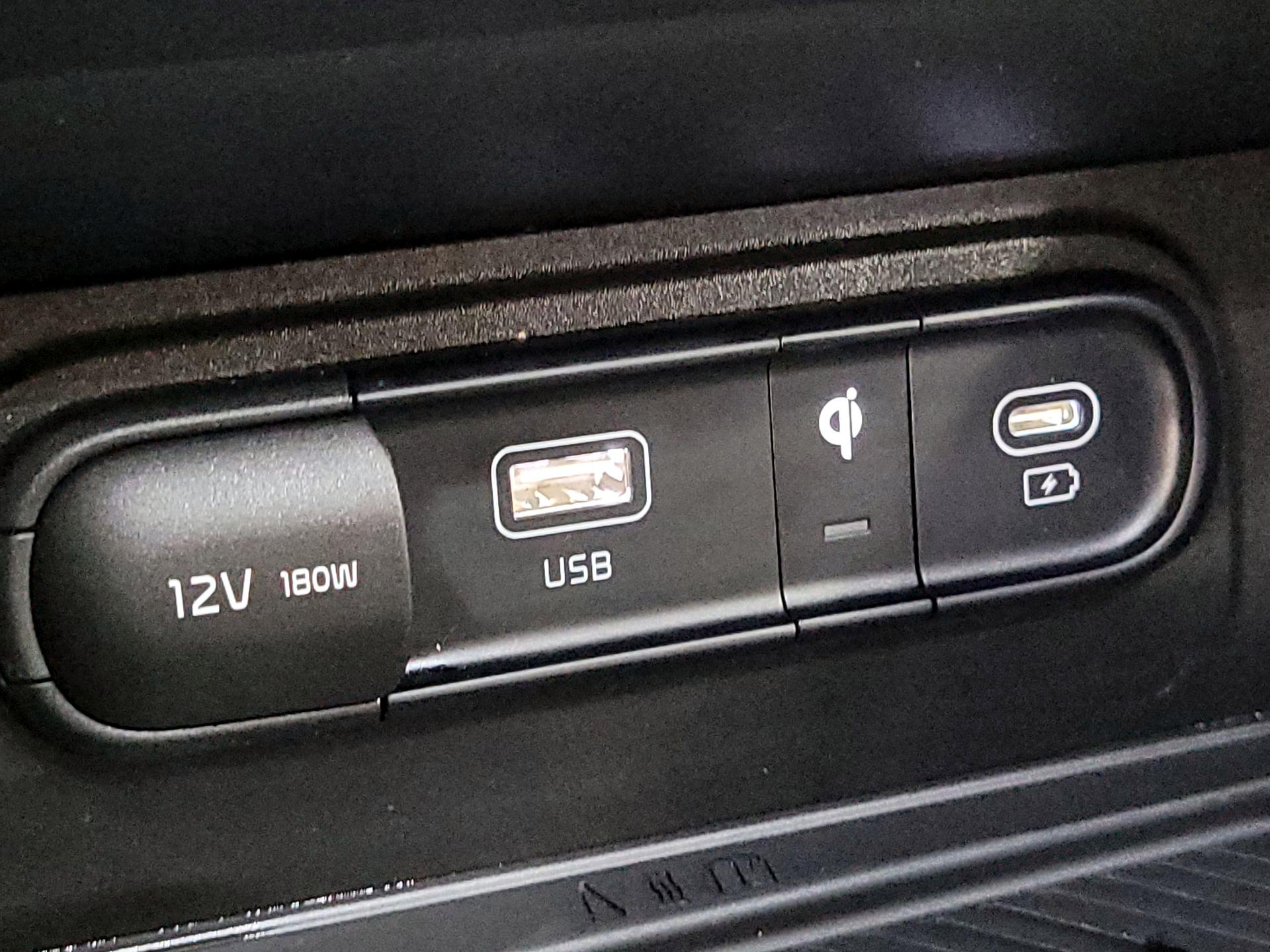 Thumbnail: 2023 Kia Sportage - 19