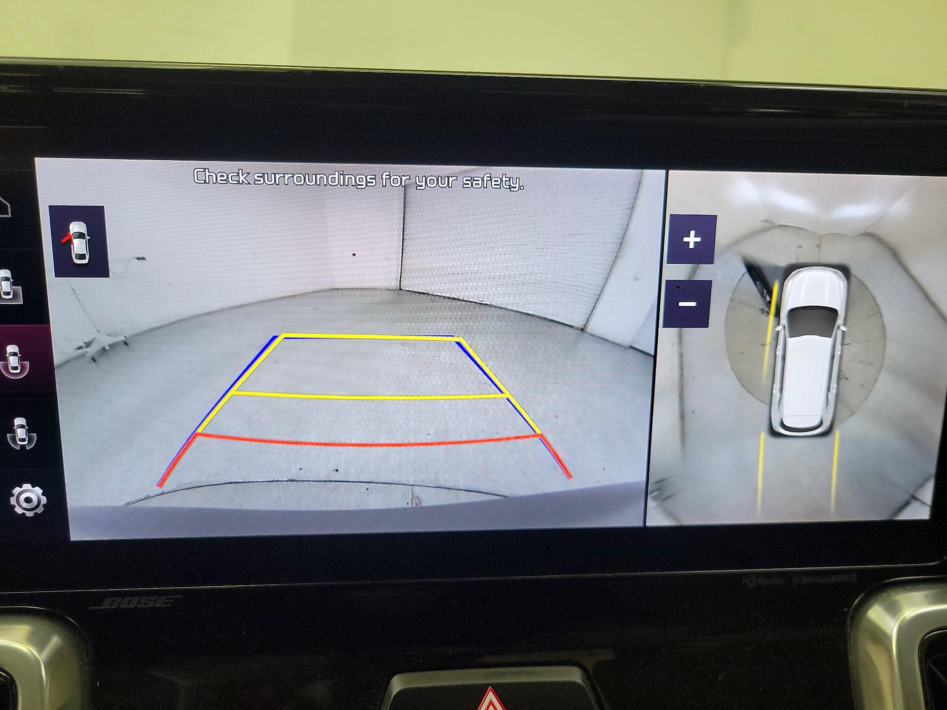 Thumbnail: 2023 Kia Sorento - 15