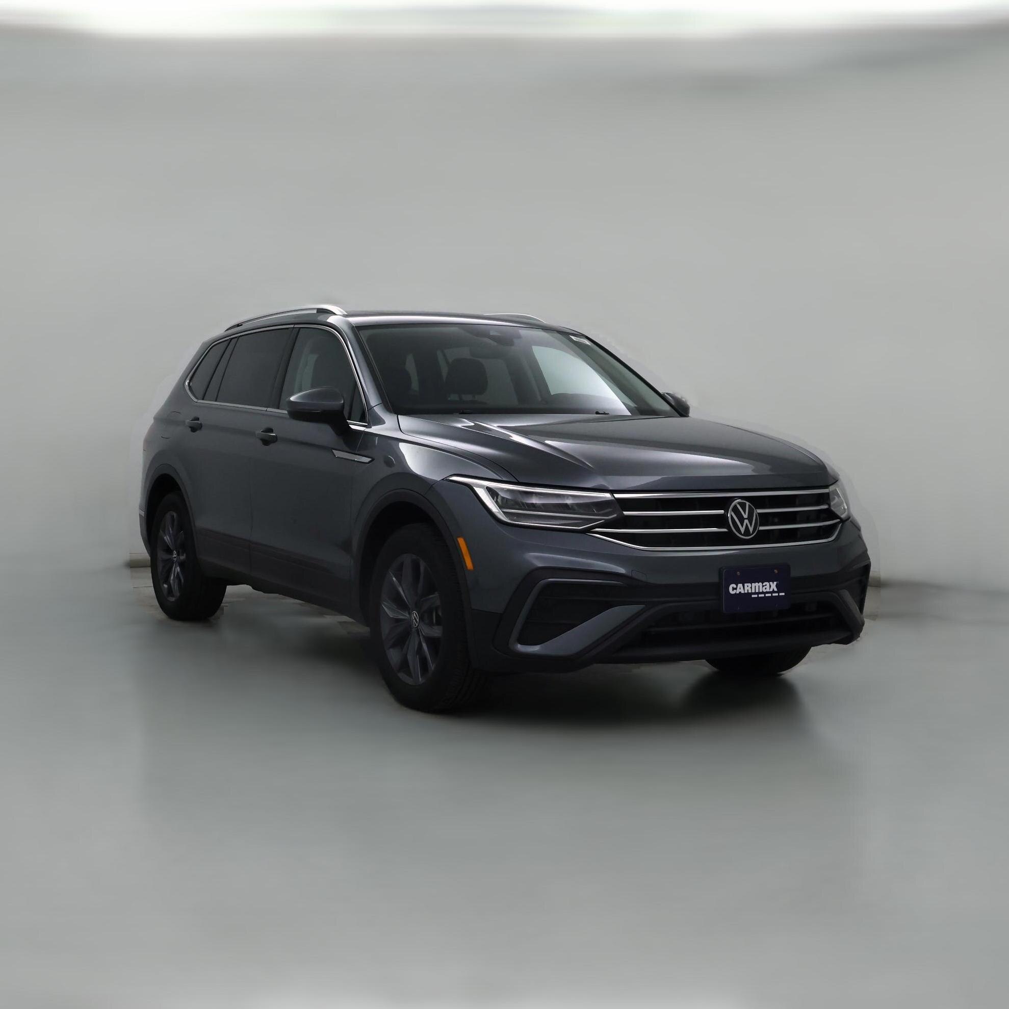 Thumbnail: 2023 Volkswagen Tiguan - 1