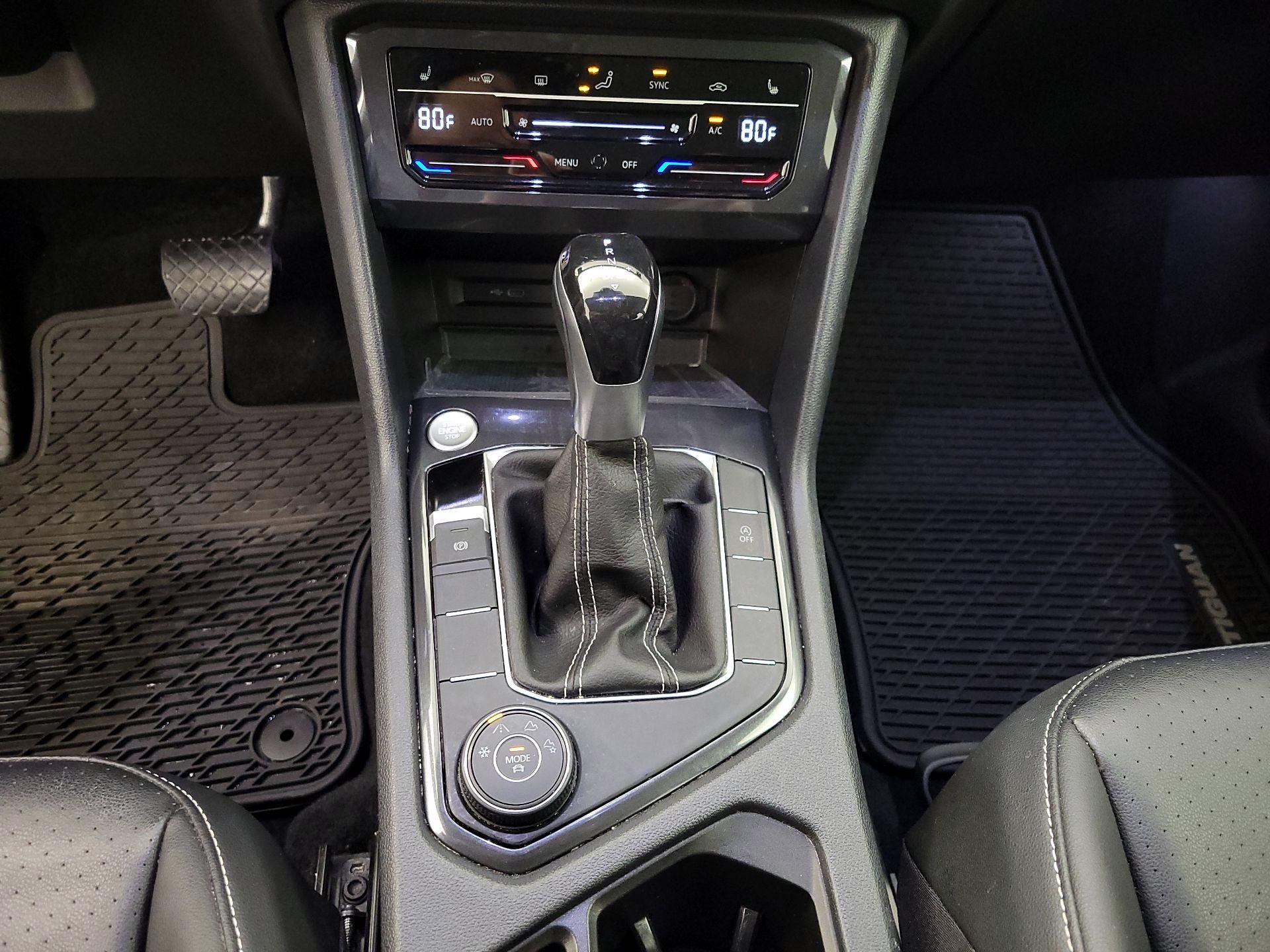 Thumbnail: 2023 Volkswagen Tiguan - 17