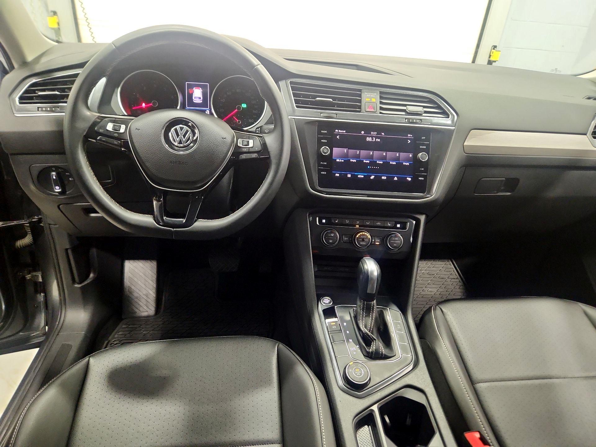 Thumbnail: 2021 Volkswagen Tiguan - 9