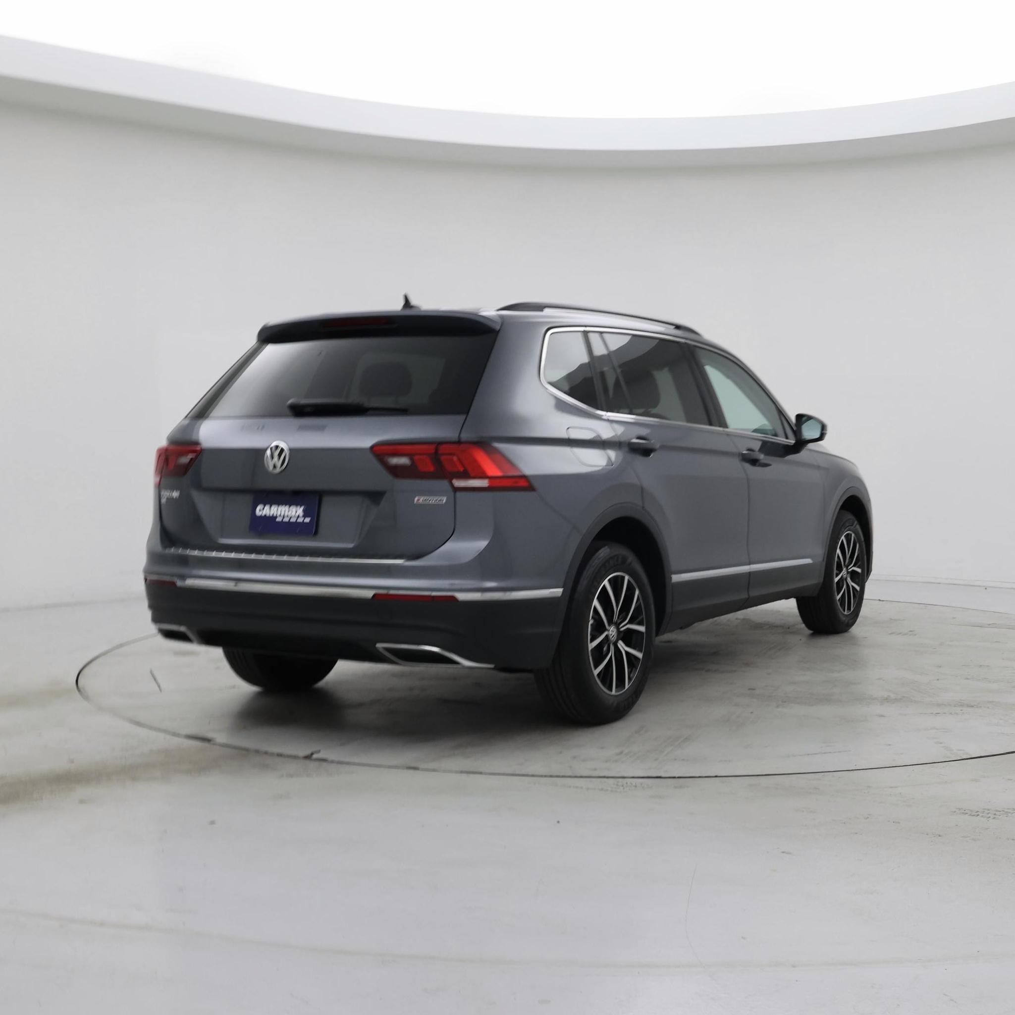 Thumbnail: 2021 Volkswagen Tiguan - 8