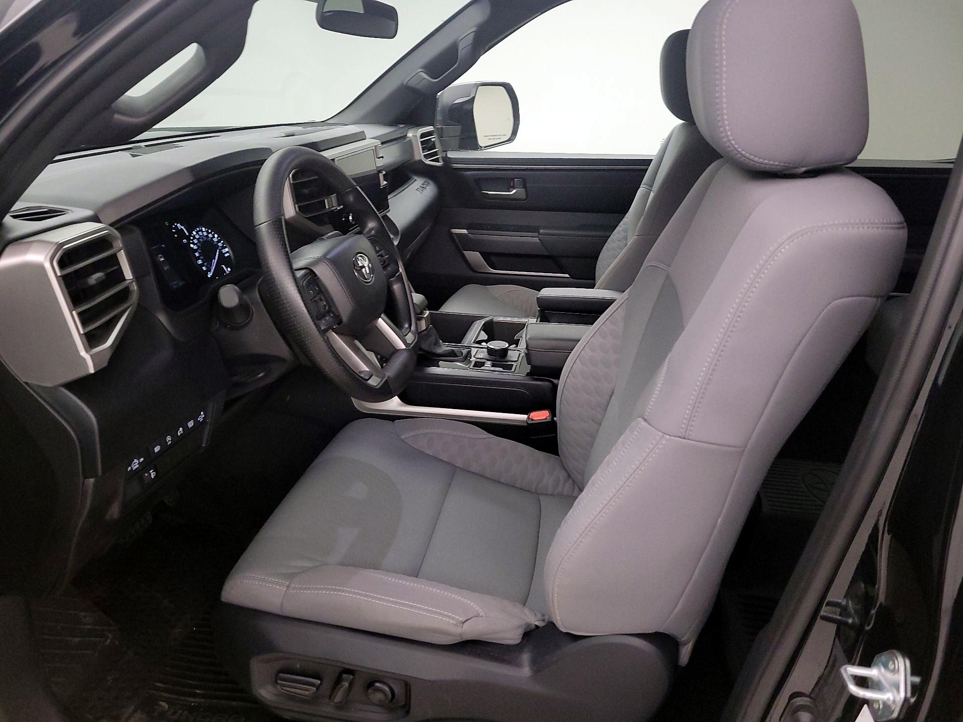 Thumbnail: 2025 Toyota Tundra - 11