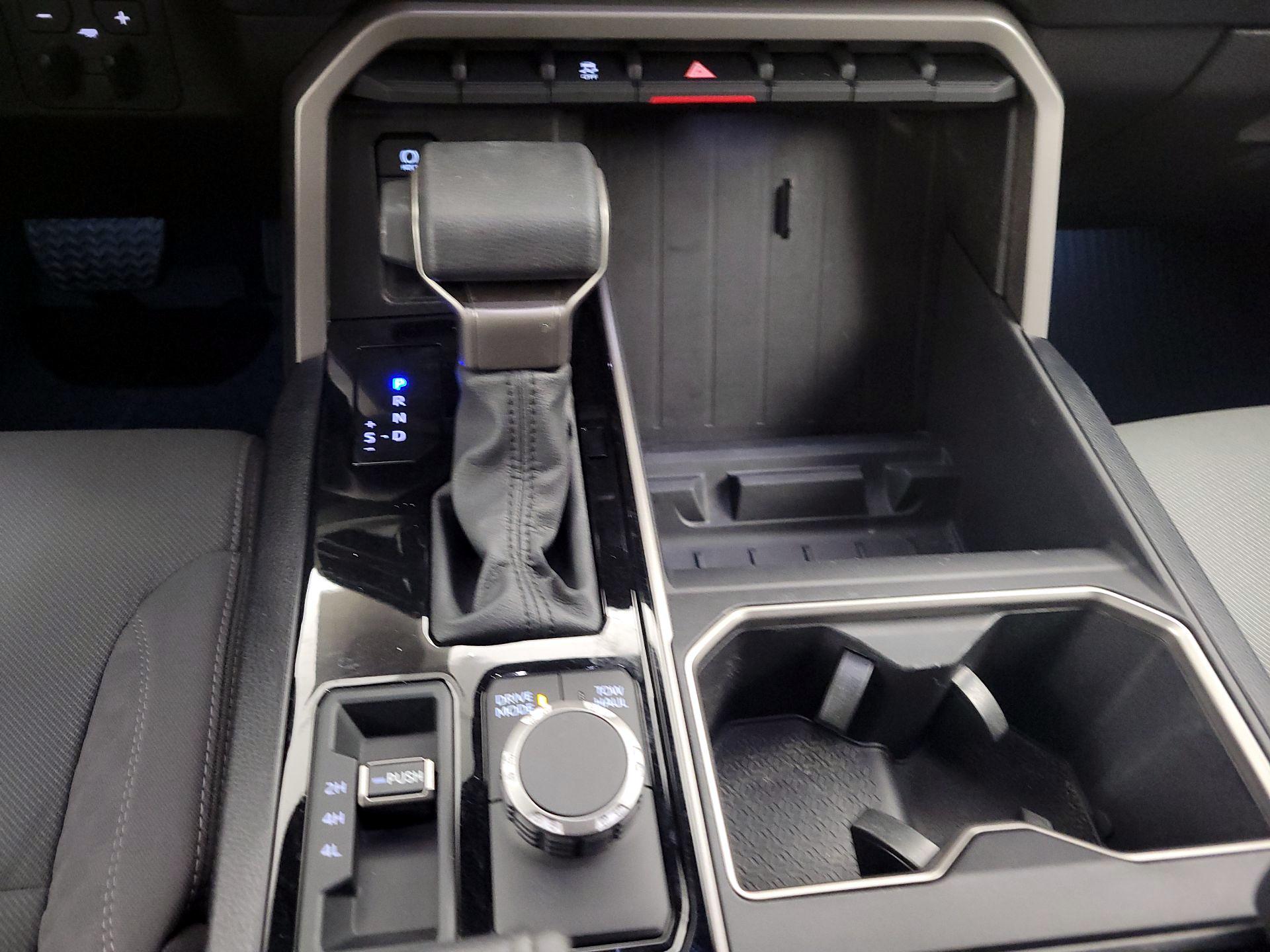 Thumbnail: 2025 Toyota Tundra - 17