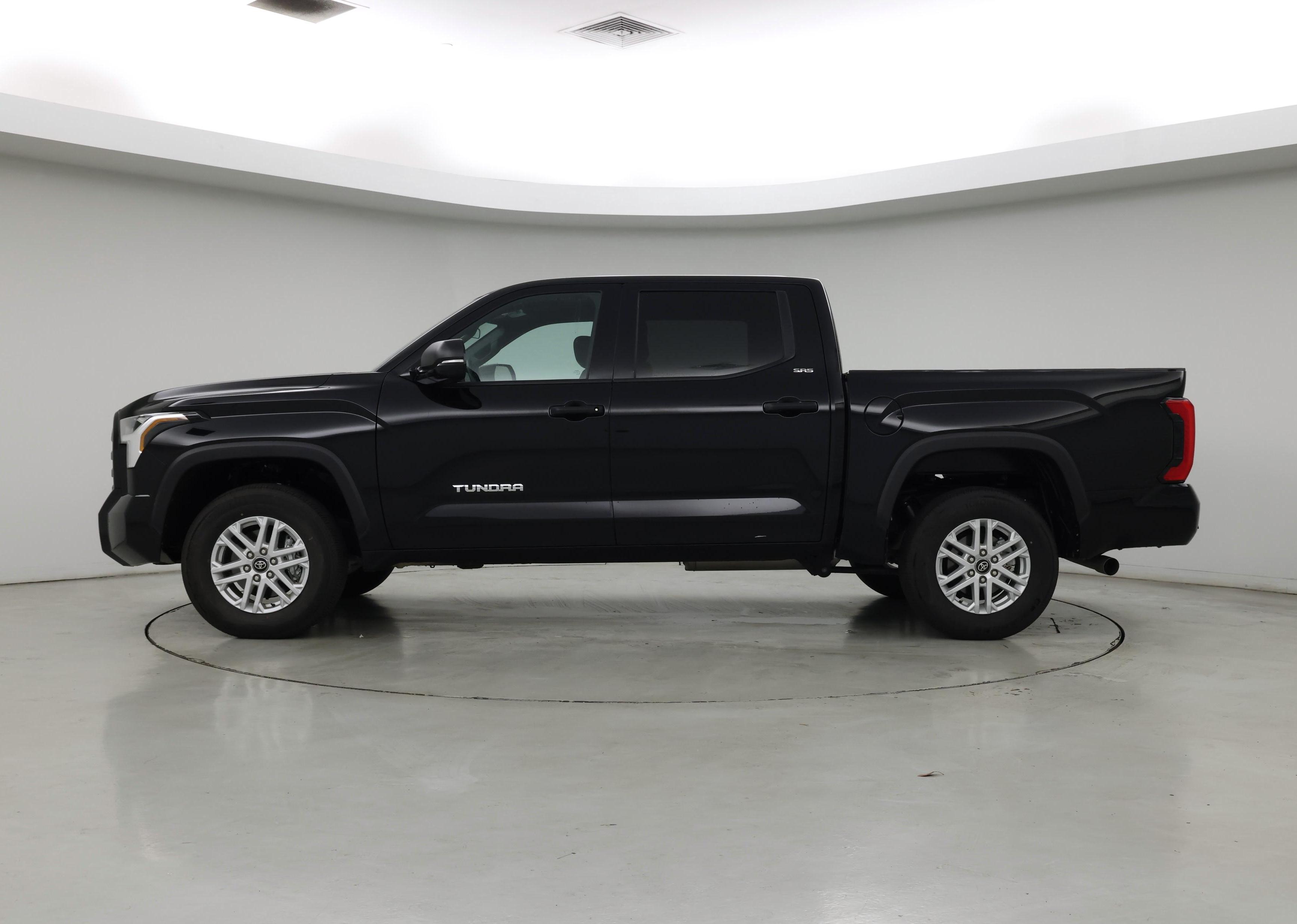 Thumbnail: 2025 Toyota Tundra - 3