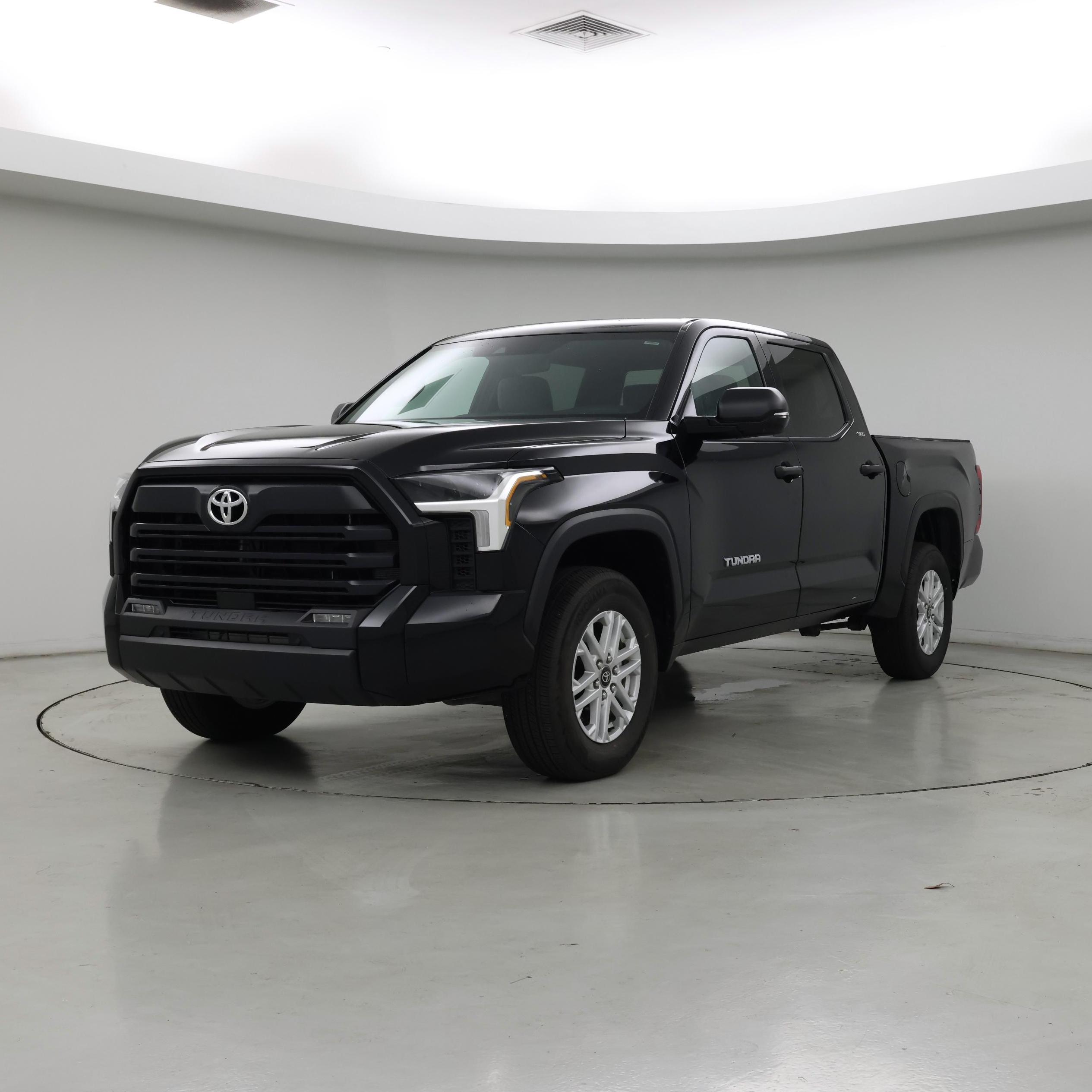 Thumbnail: 2025 Toyota Tundra - 4