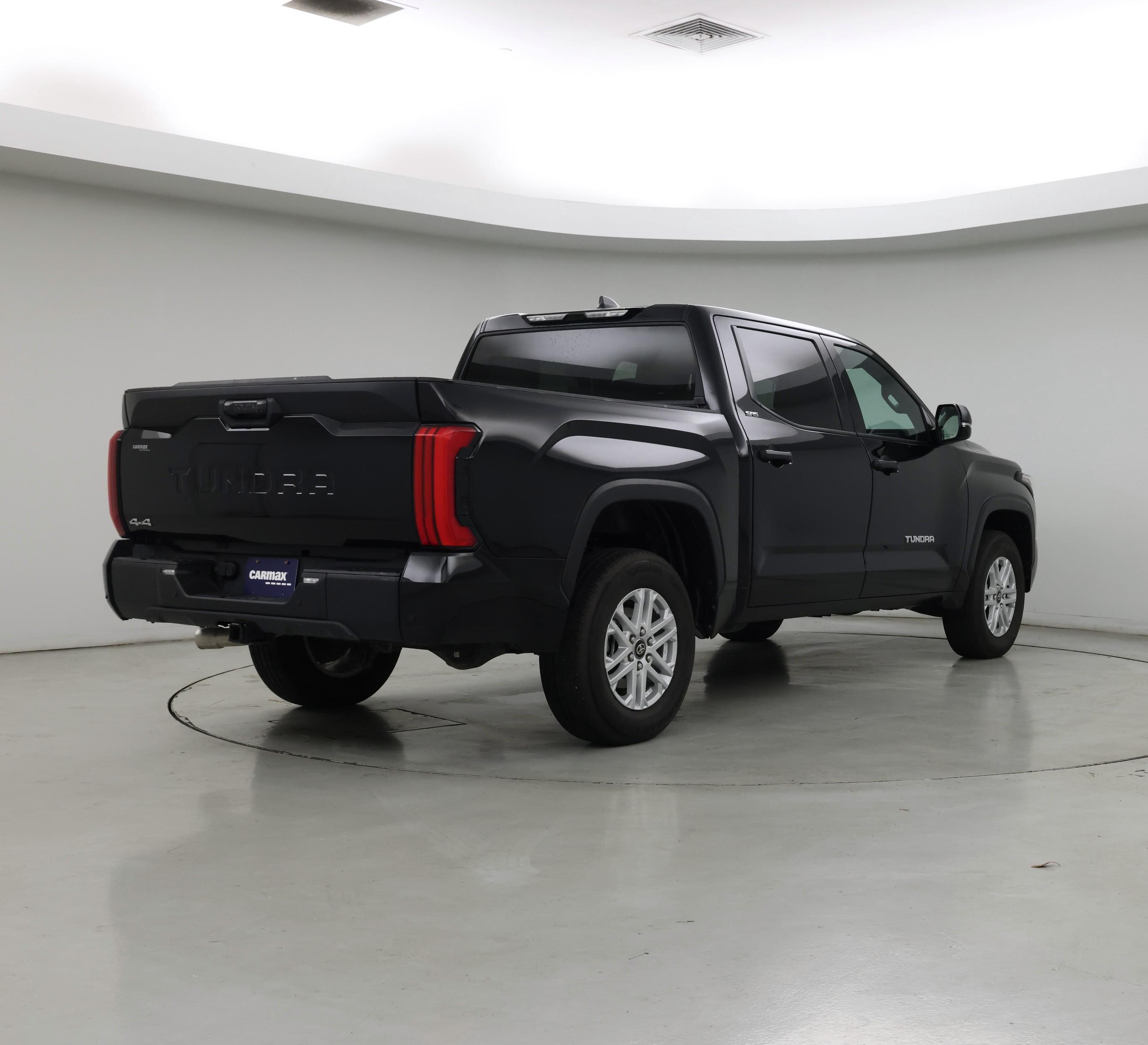 Thumbnail: 2025 Toyota Tundra - 8