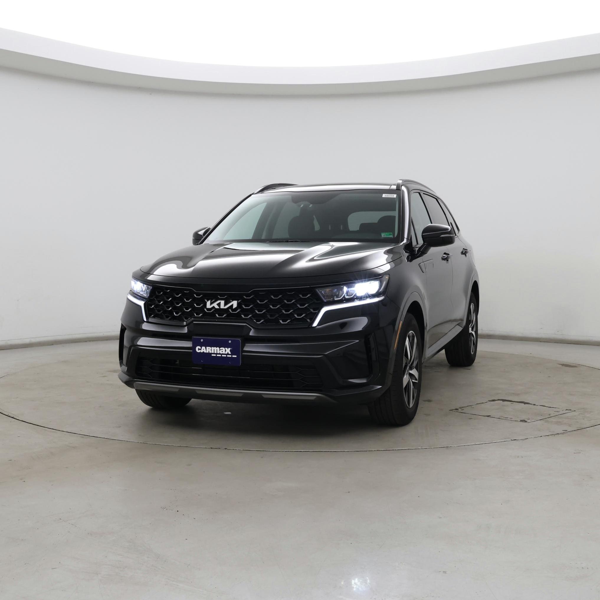 Thumbnail: 2023 Kia Sorento - 4