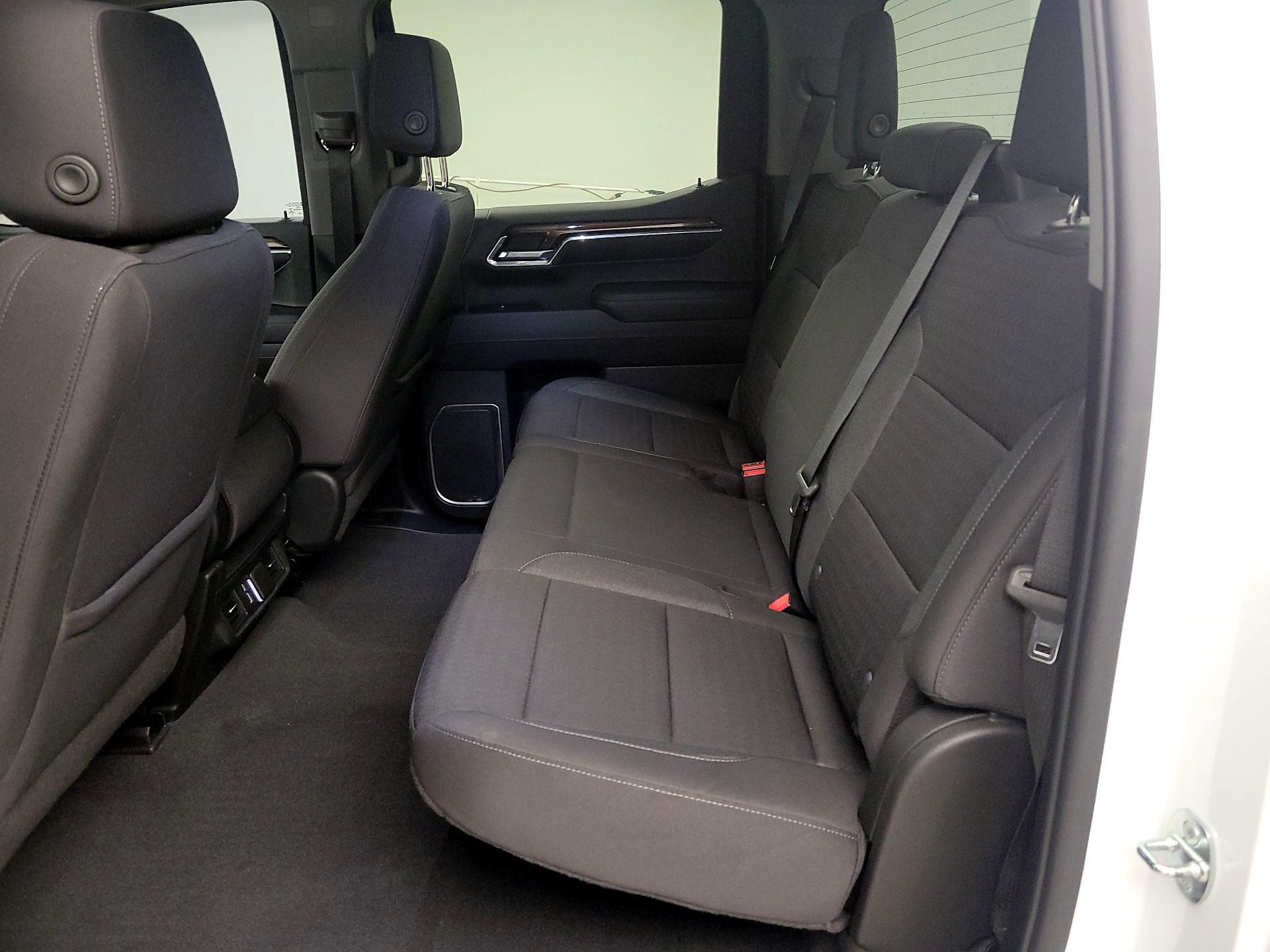 Thumbnail: 2023 Chevrolet Silverado 1500 - 19