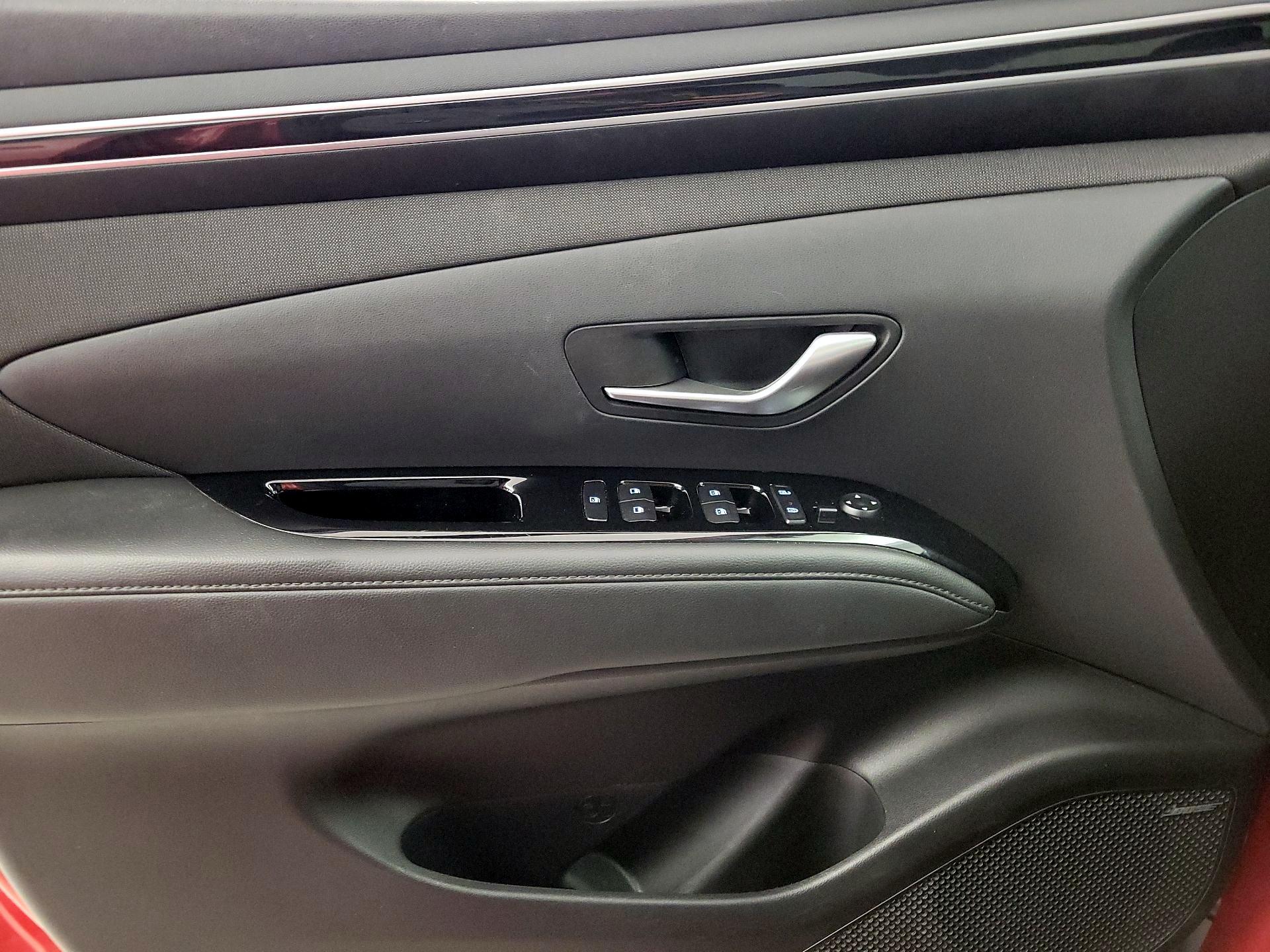 Thumbnail: 2022 Hyundai Tucson - 12