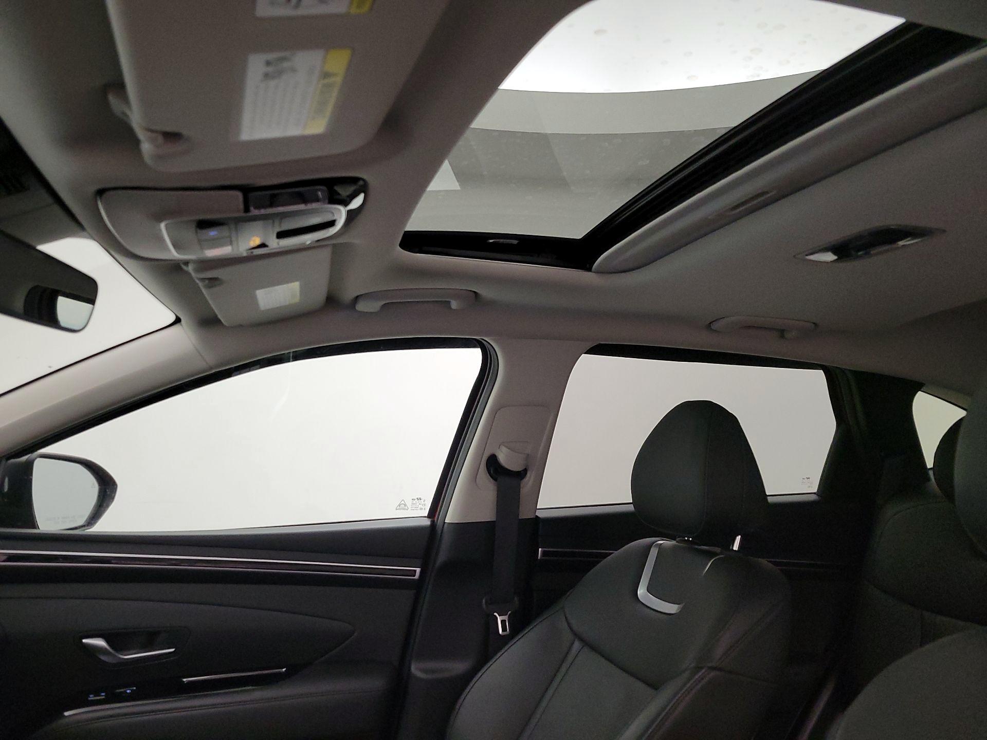 Thumbnail: 2022 Hyundai Tucson - 19