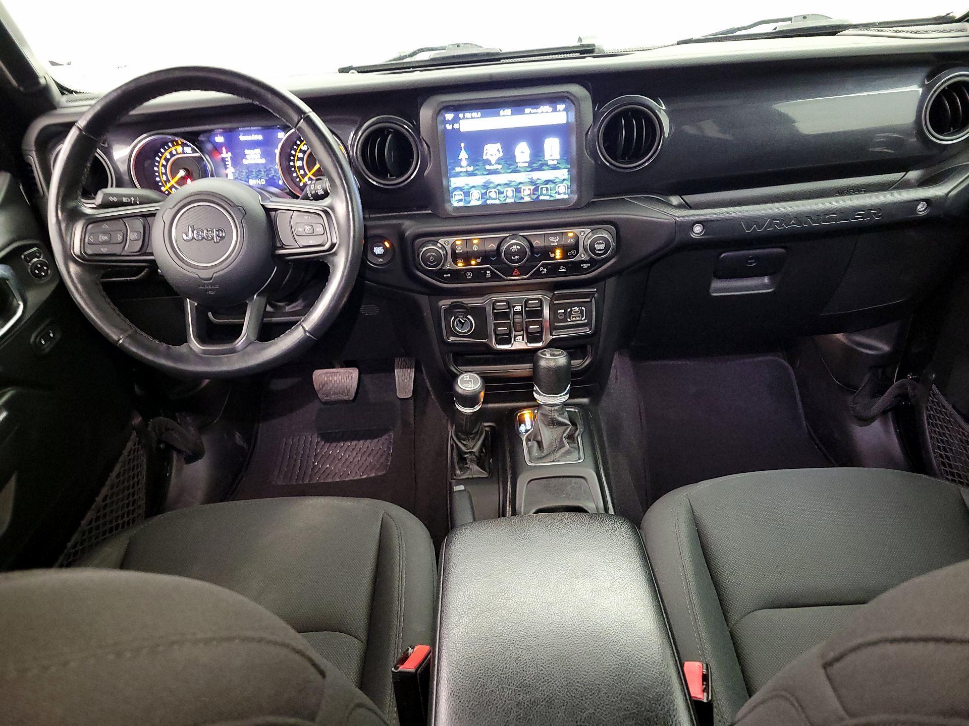 Thumbnail: 2022 Jeep Wrangler - 9