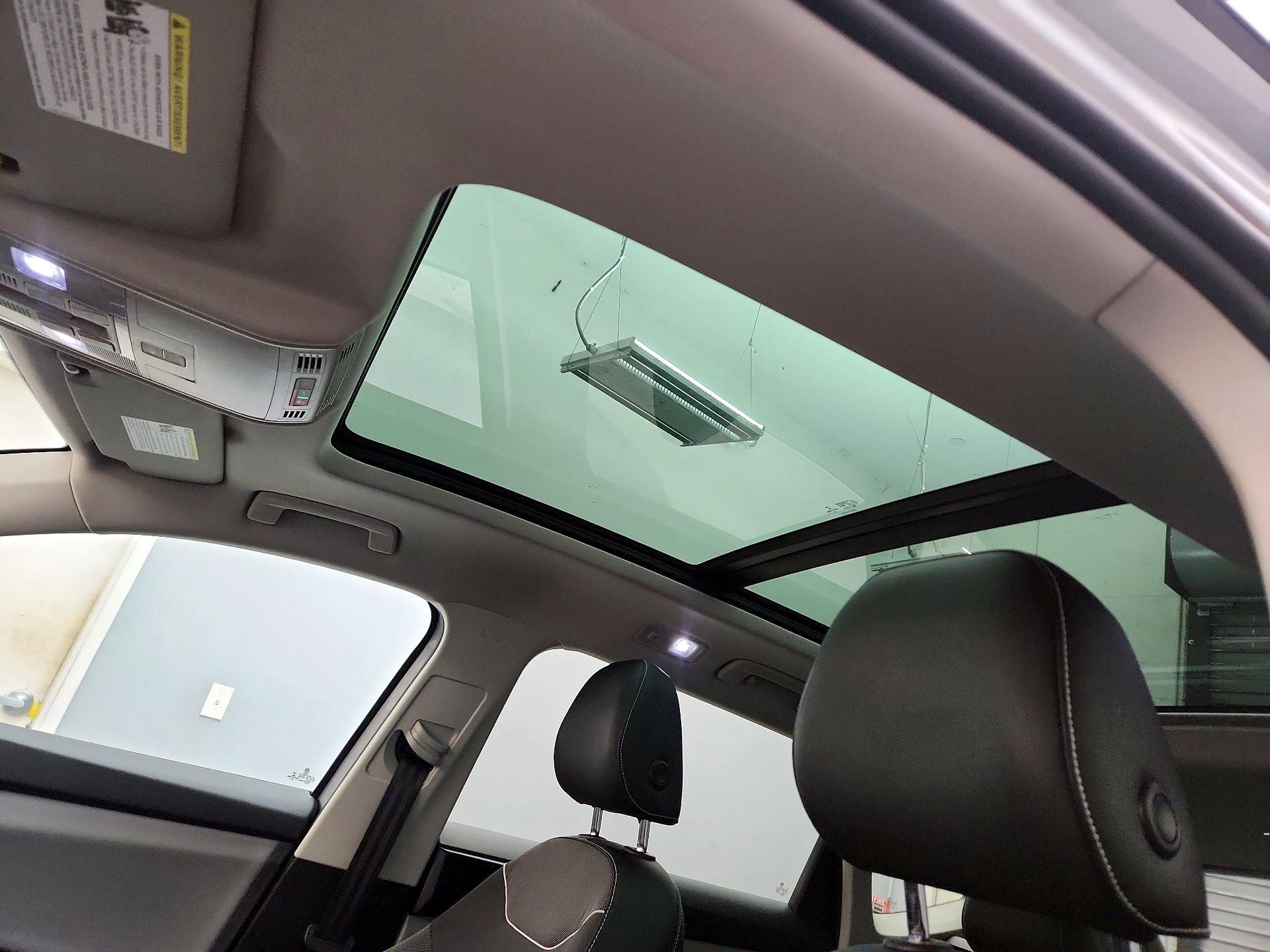 Thumbnail: 2023 Volkswagen Taos - 19