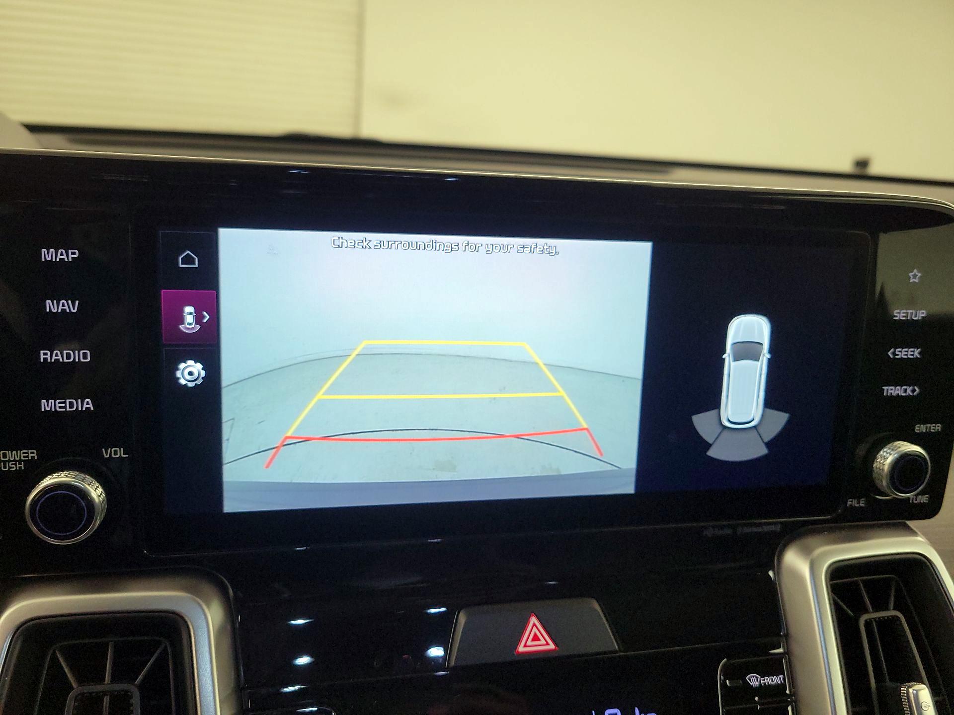 Thumbnail: 2022 Kia Sorento - 15