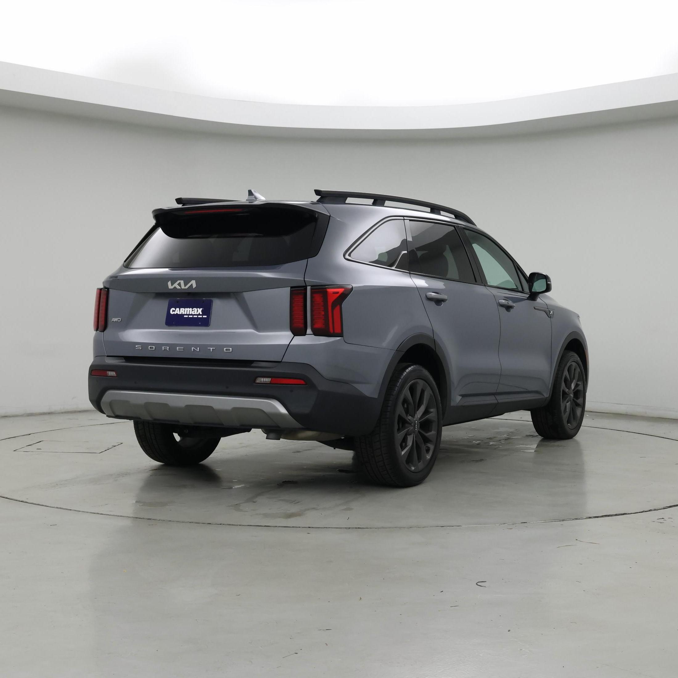 Thumbnail: 2022 Kia Sorento - 8