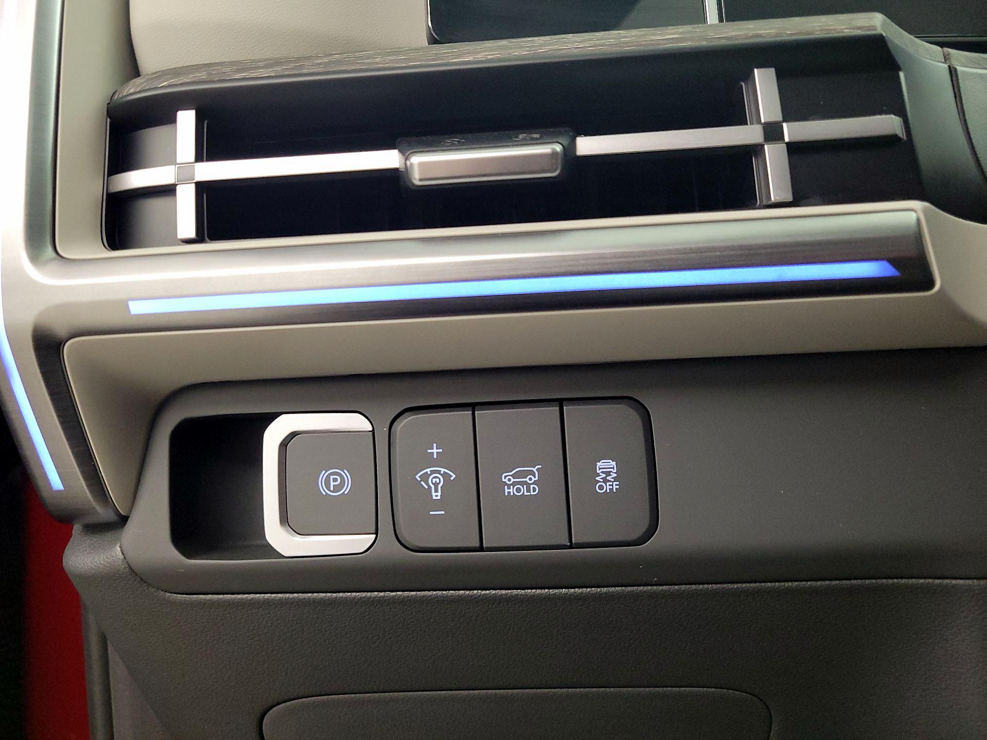 Thumbnail: 2024 Hyundai Santa Fe - 13