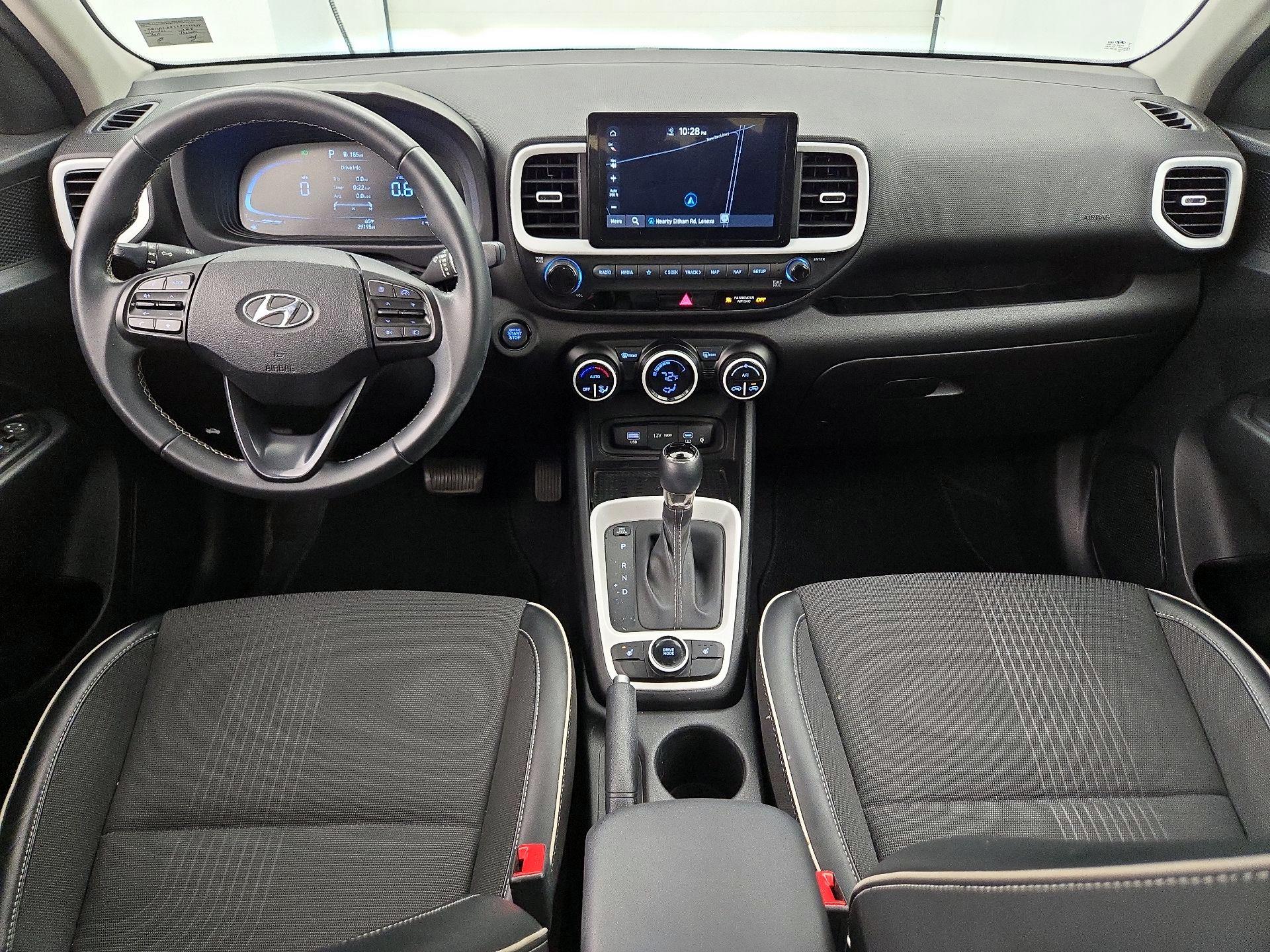 Thumbnail: 2023 Hyundai Venue - 9