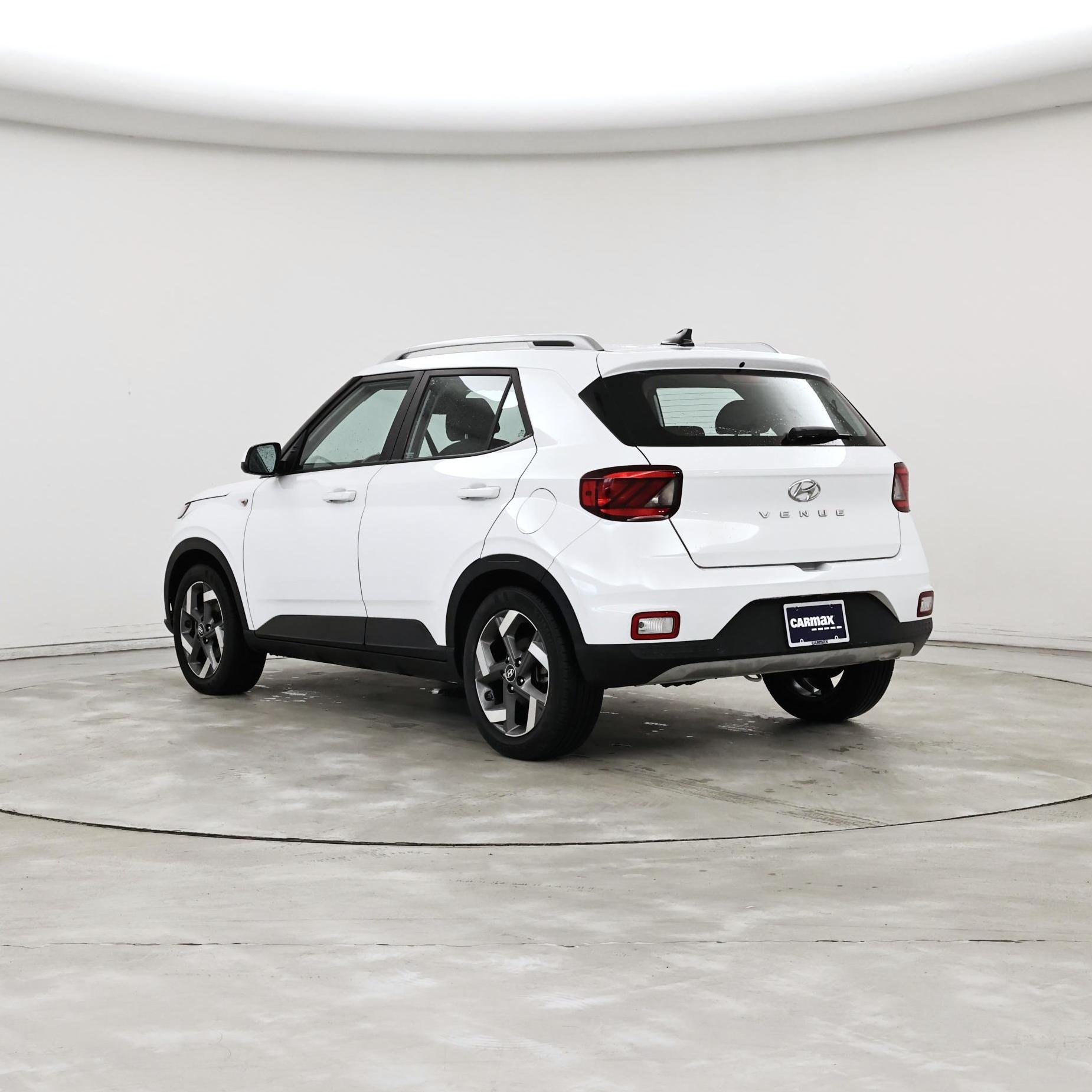 Thumbnail: 2022 Hyundai Venue - 2
