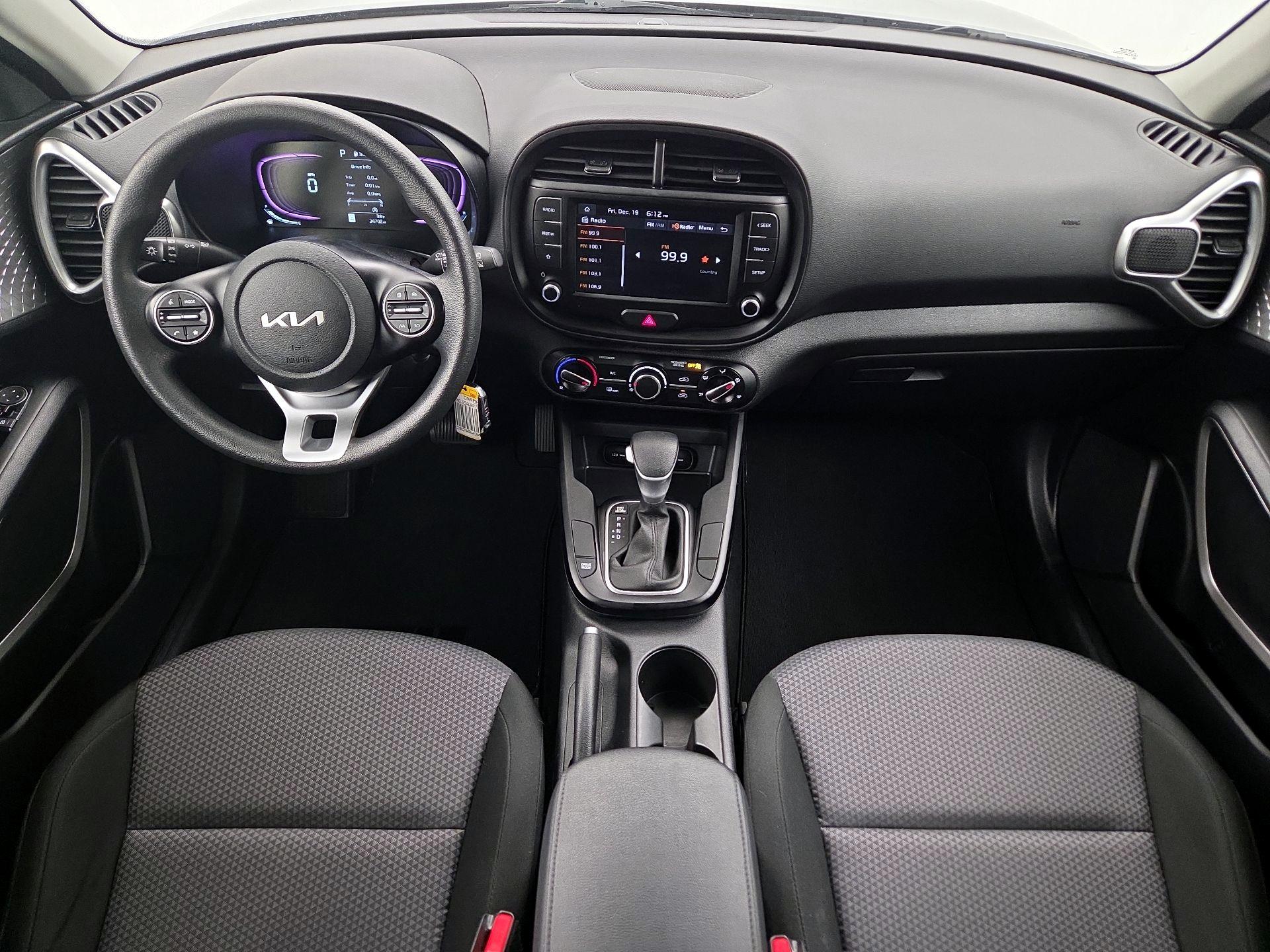 Thumbnail: 2023 Kia Soul - 9