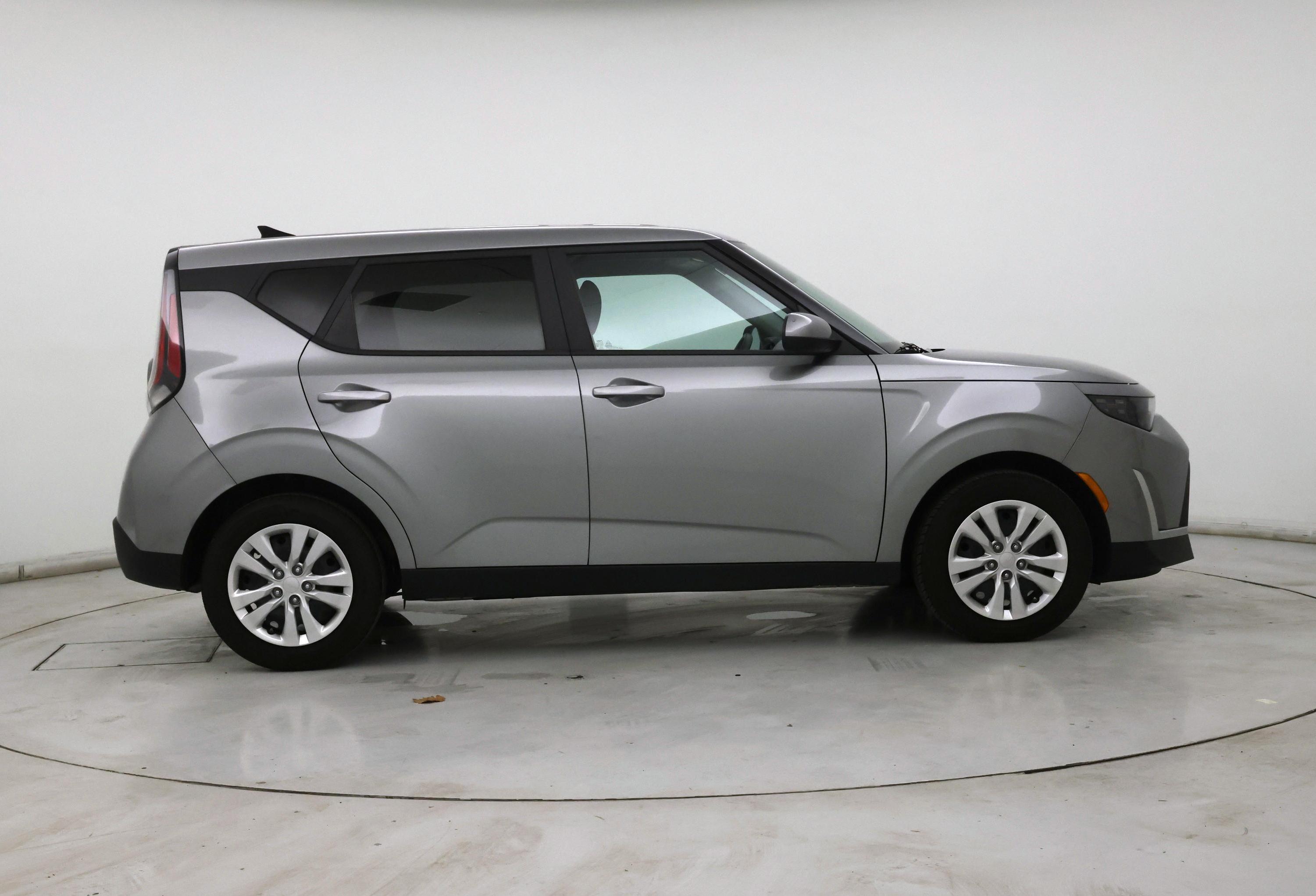 Thumbnail: 2023 Kia Soul - 7