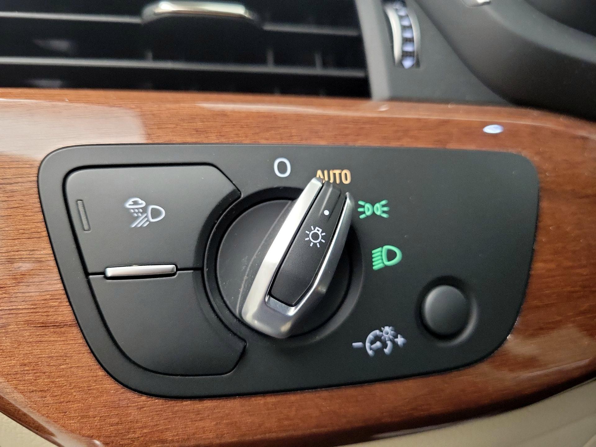 Thumbnail: 2023 Audi A4 - 13