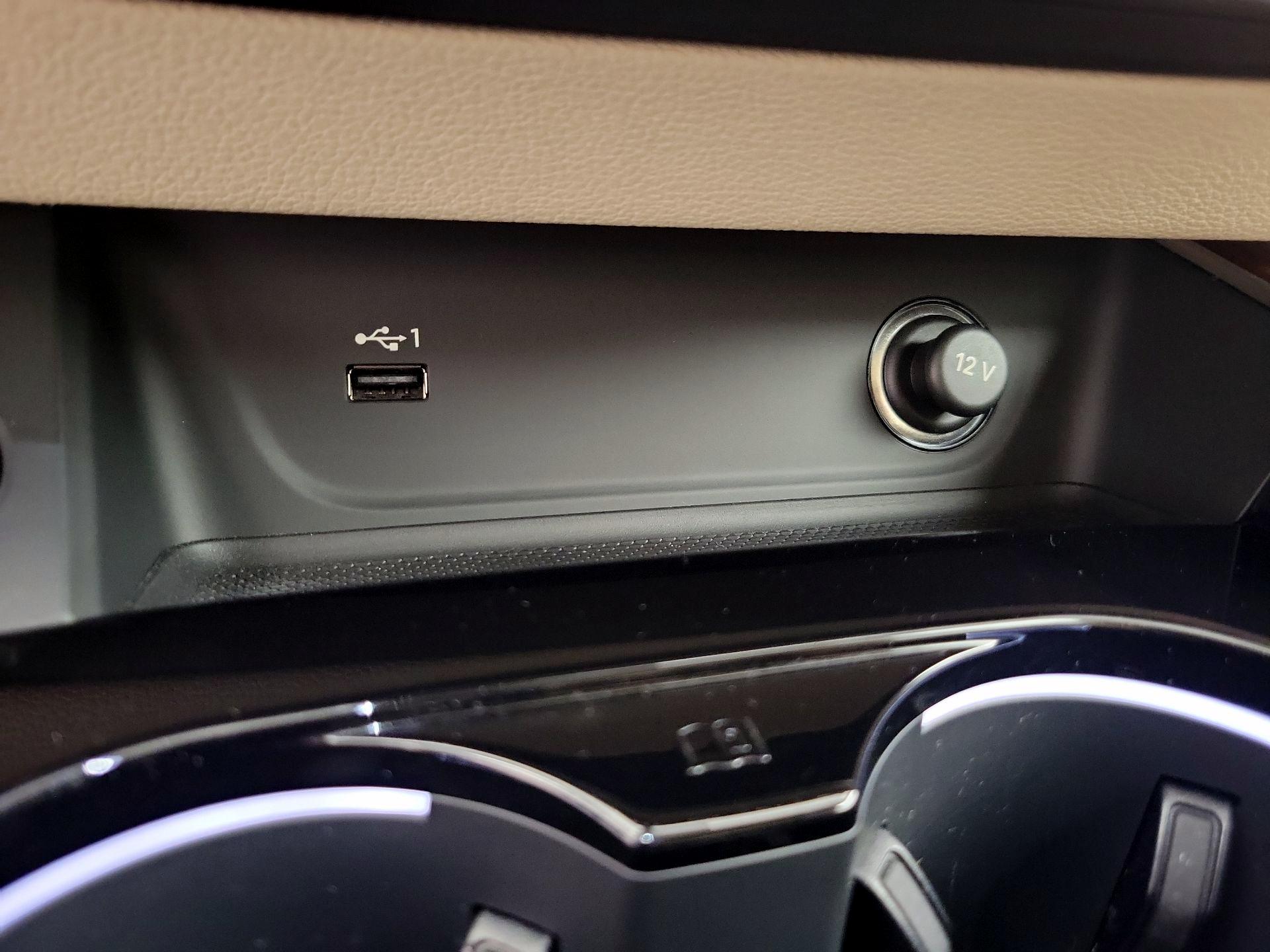 Thumbnail: 2023 Audi A4 - 18